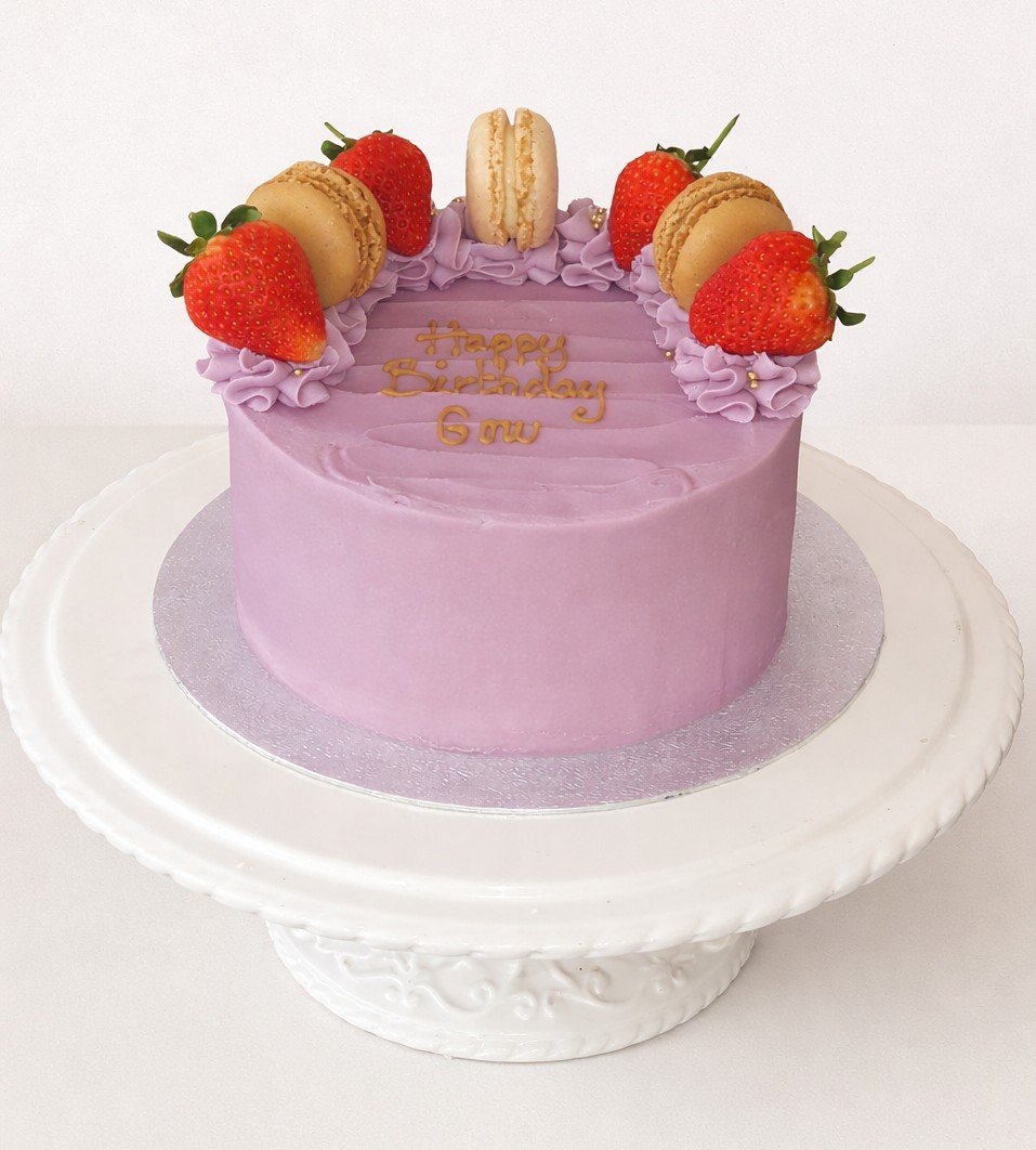 Classic Plus Celebration Cake