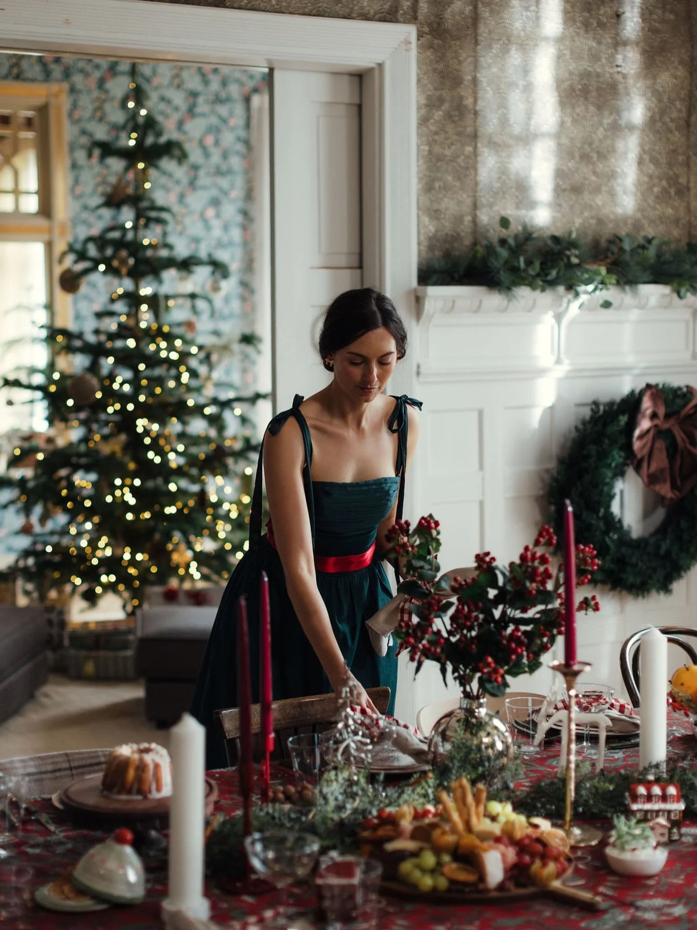 Wishing you all a wonderful Christmas! 🤍

We were very happy to welcome our Norwegian friends at @willy.oslo and @einarfilm back to Sweden again this year, to shoot their Christmas Campaign for @hemtex / @kidinterior 🎄

Local service production and