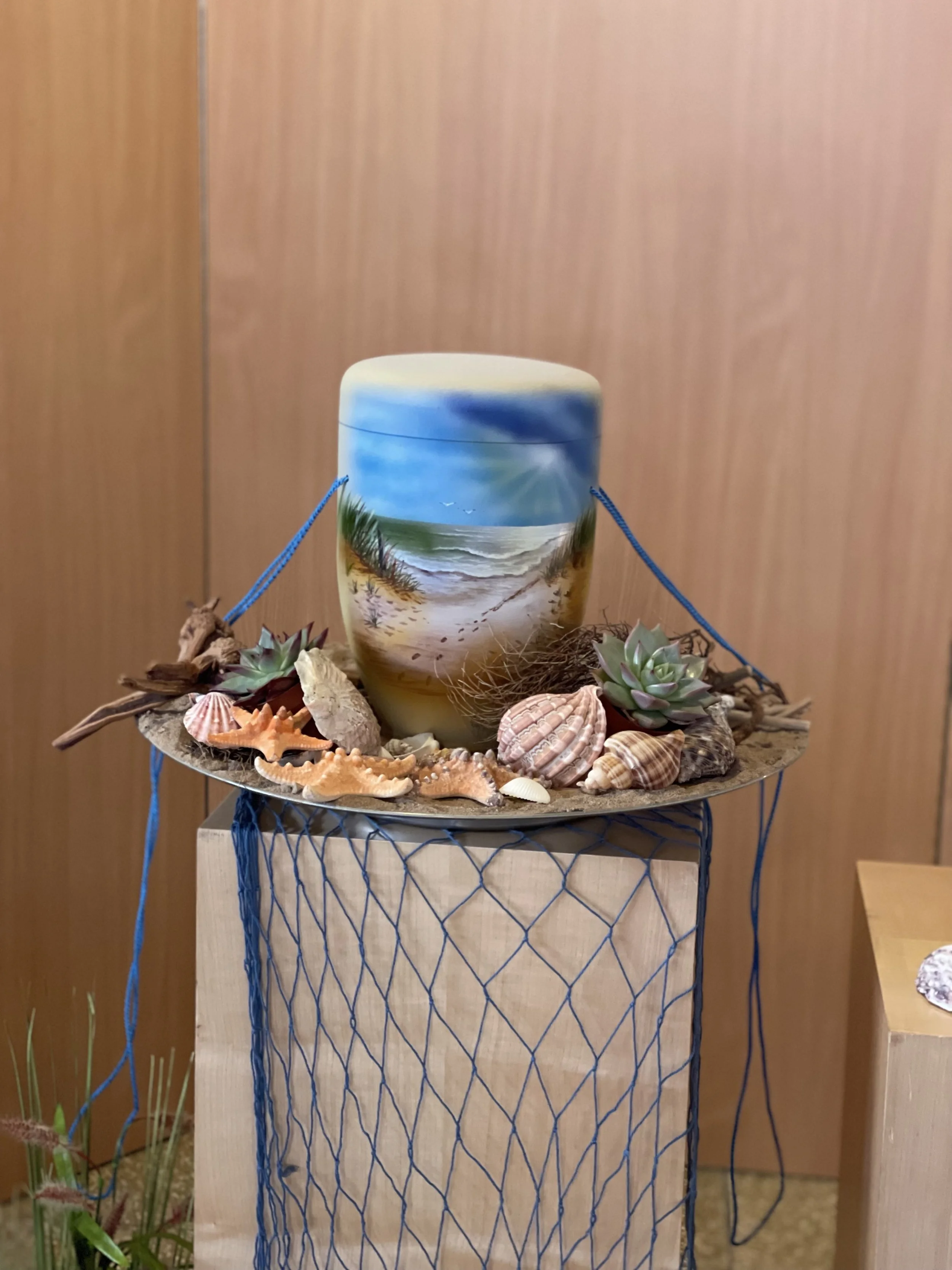 Meerdekoration - Urne - Trauerfeier modern