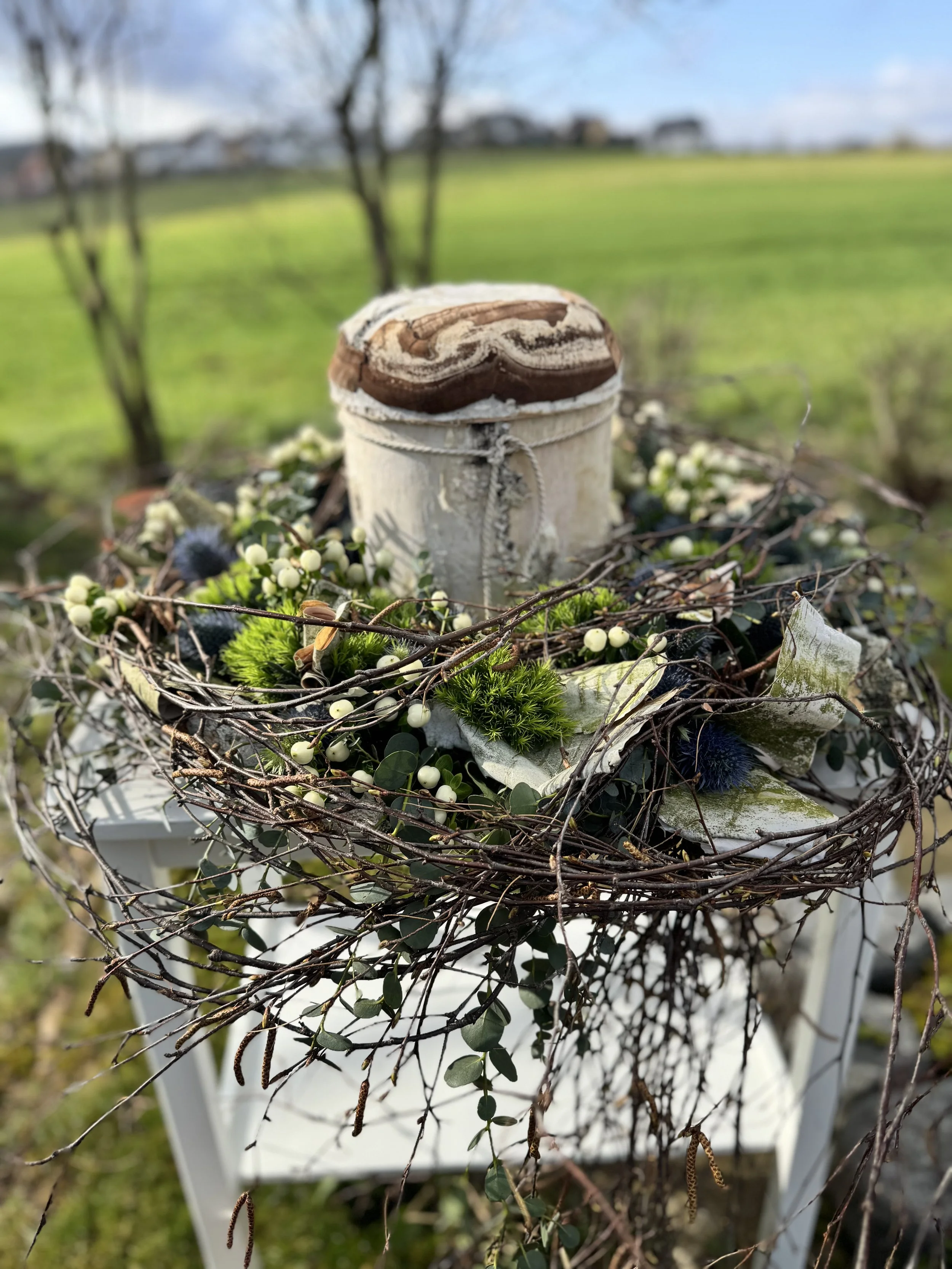 Naturdeko für Urne