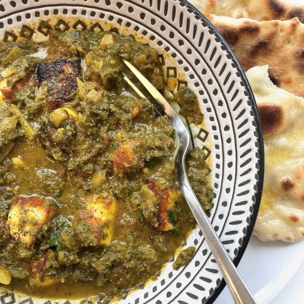 Kale and Coconut Saag with Halloumi and homemade flatbreads 

This recipe can be tweaked and twisted to fit whatever you have in the fridge really. 

- blend 3 bags of kale in a food processor until chopped up into small bits. (you will likely have t