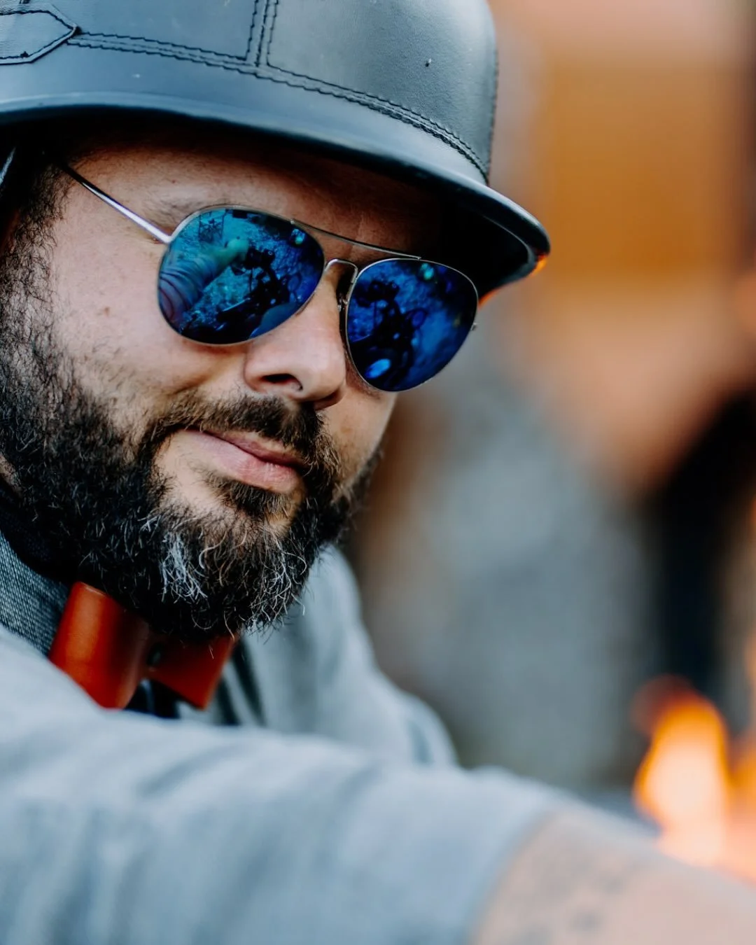 Moin Montag &ndash; Ich zeig mich. Aber nicht beliebig.

Sichtbar sein, pr&auml;sent sein, online sein &ndash; klingt erstmal einfach.Aber ich sag dir, wie&rsquo;s wirklich ist:Sichtbarkeit ist kein Selbstzweck. Und erst recht keine B&uuml;hne f&uuml