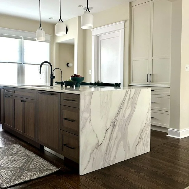 wood and taupe kitchen