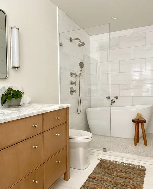 shower room with tub
