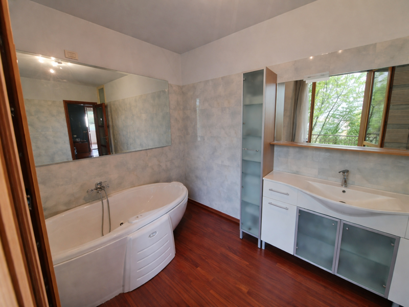 Bagno padronale-800x600 - Andrea Macchi.png