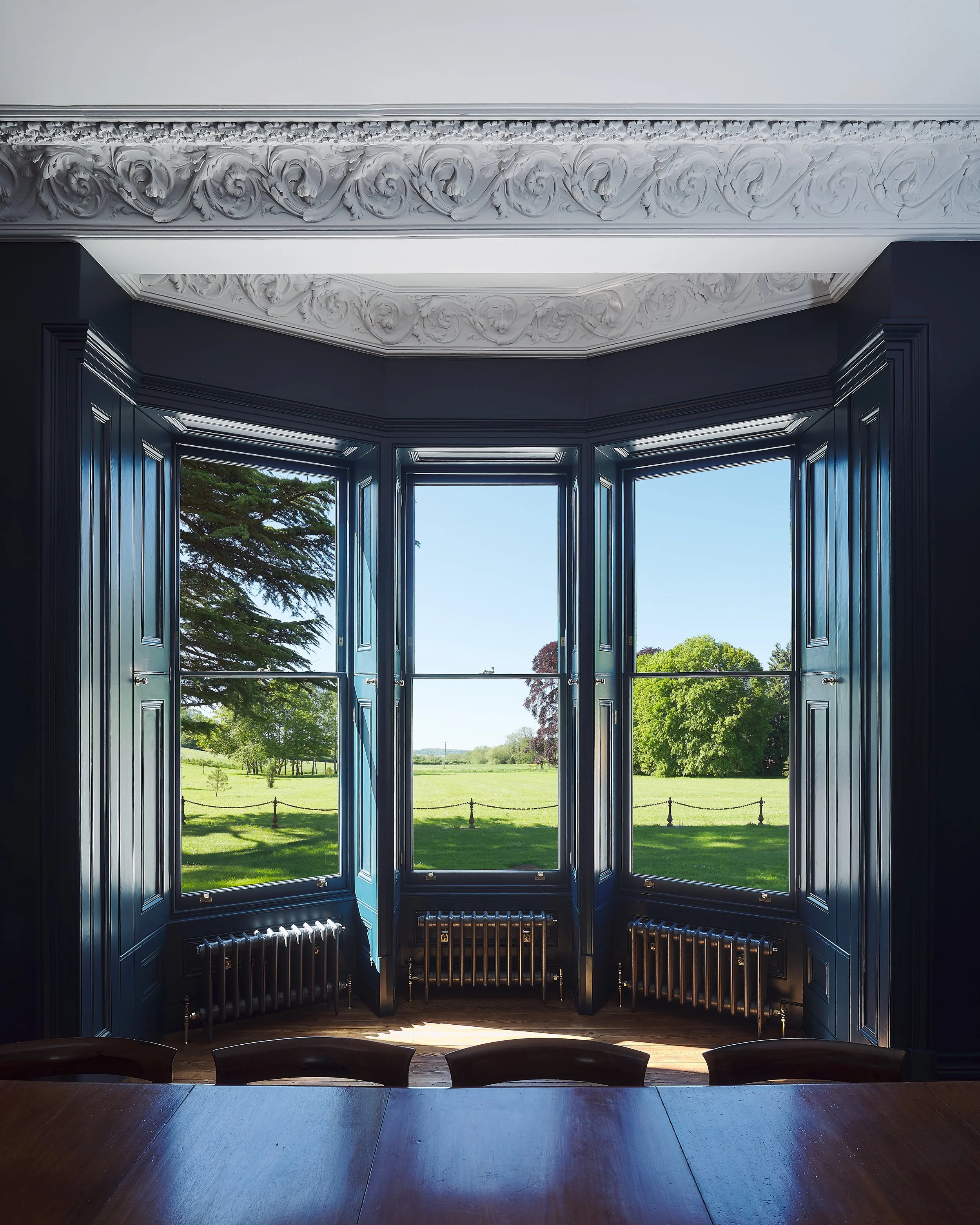 Georgian_Manor_Sash_Windows_Dining_View.jpg