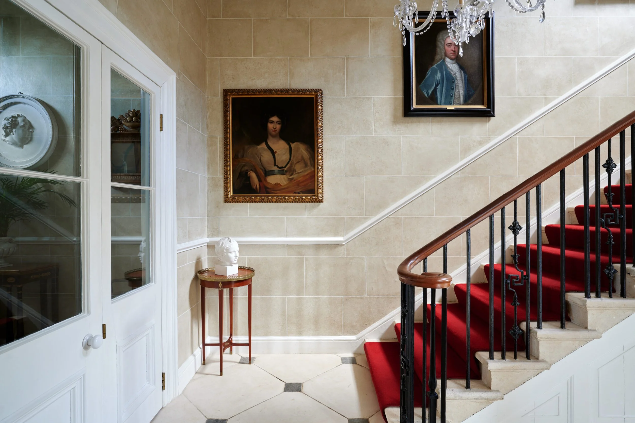 Georgian_Canal_House_Staircase.jpg