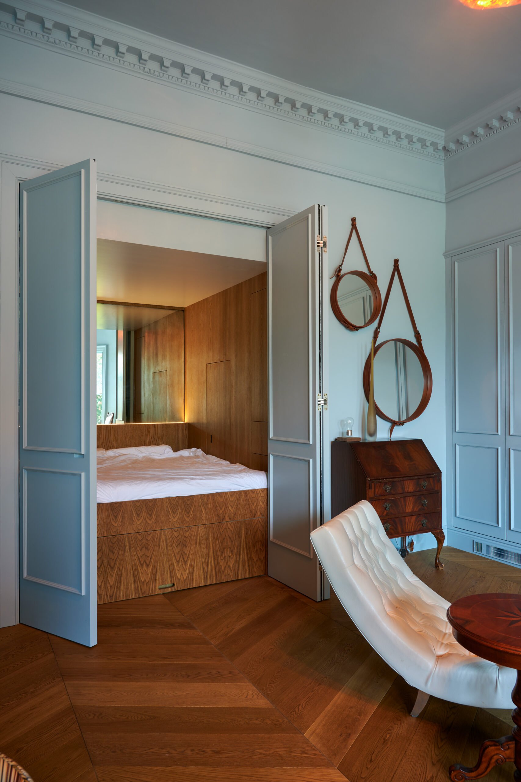 Georgian_Apartment_Sleeping_Nook.jpg