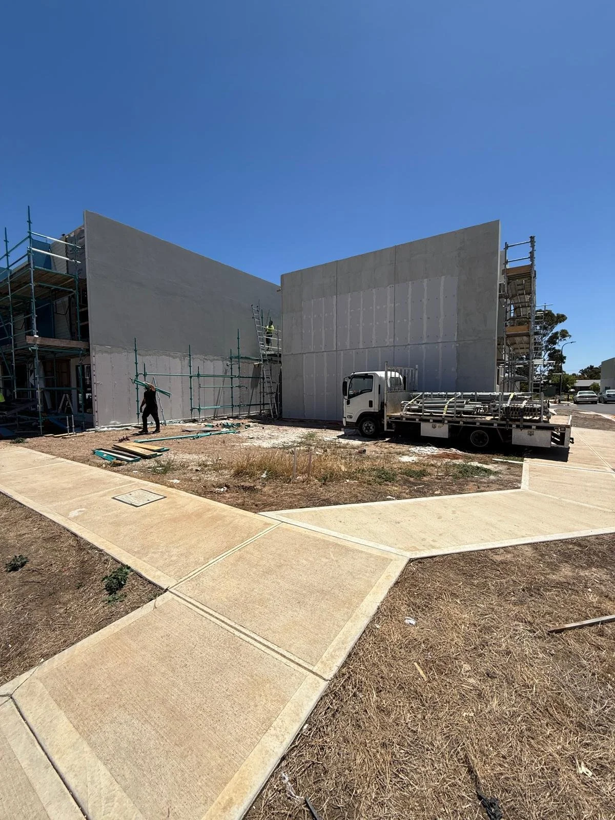 Picture of the empty lot at McDowell Street