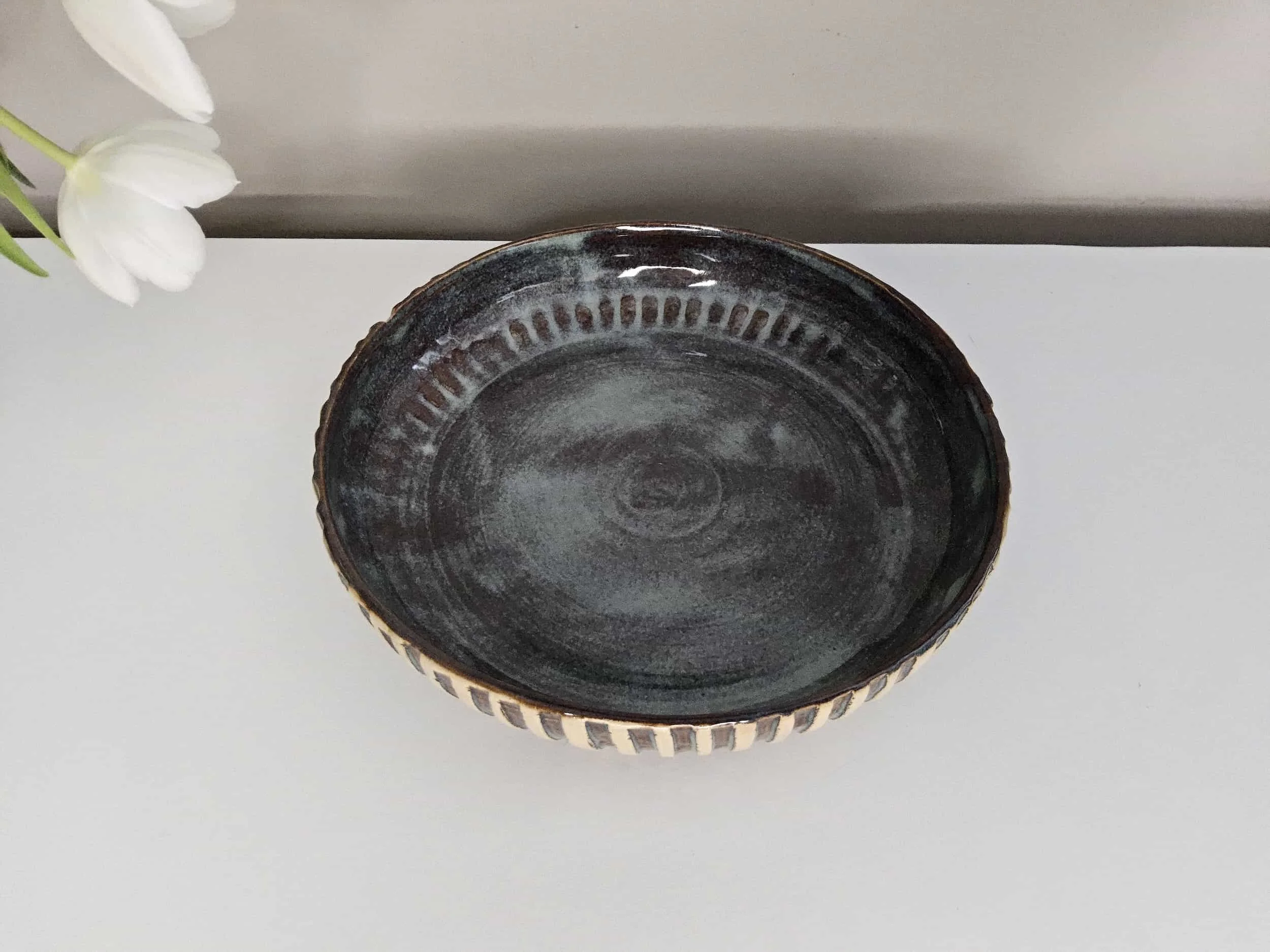 Les-poteries-de-Sandrine-assiette-creuse-1.jpg