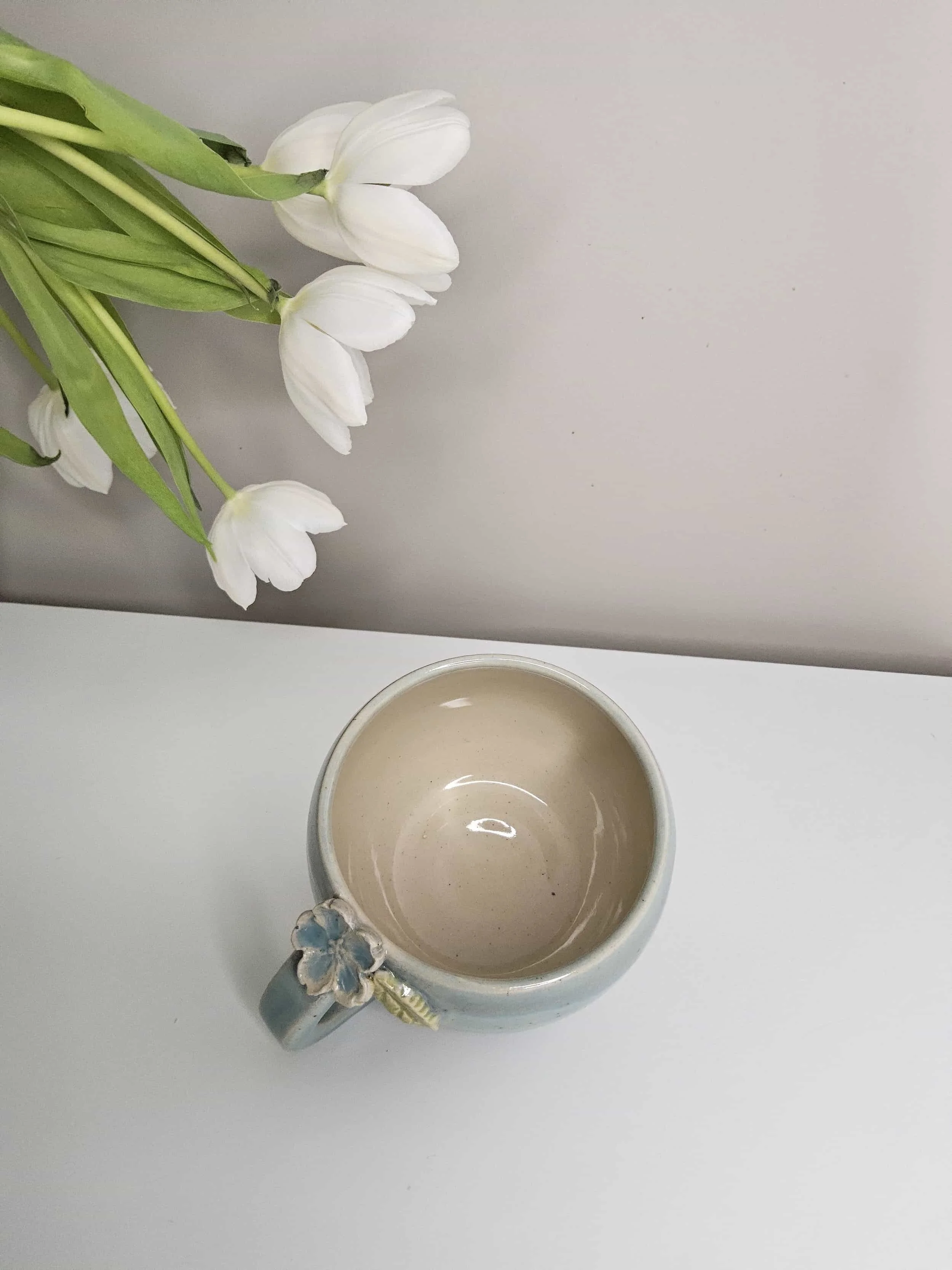 Les-poteries-de-Sandrine-tasse-fleur-3.jpg