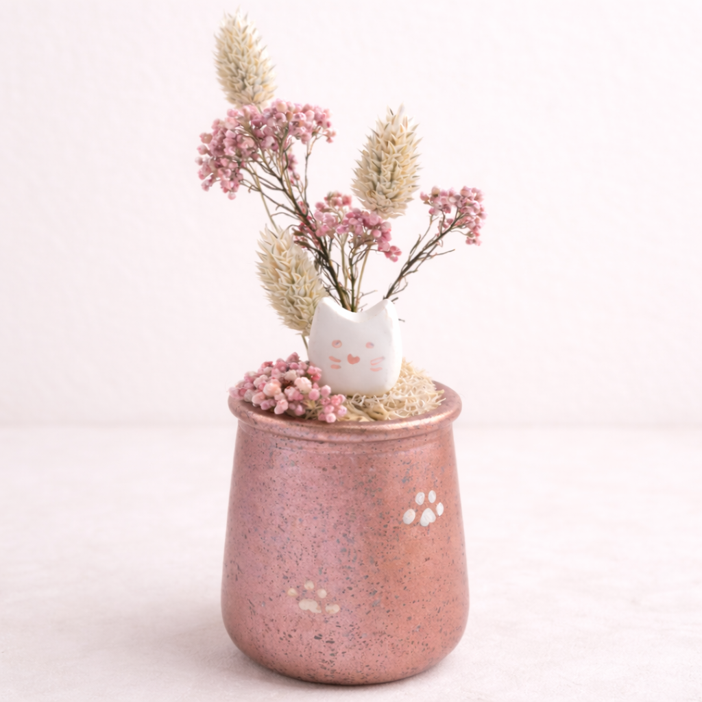 Fleur de chaton – pot en verre peint et décoré à la main