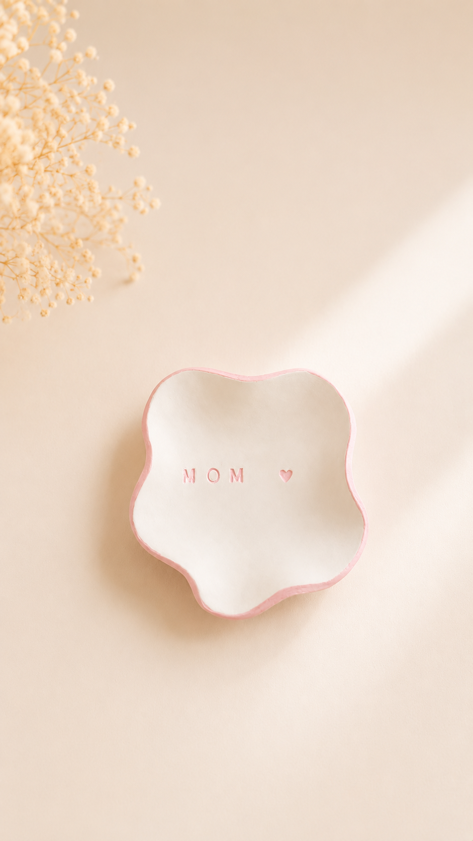 "Mom" — coupelle décorative