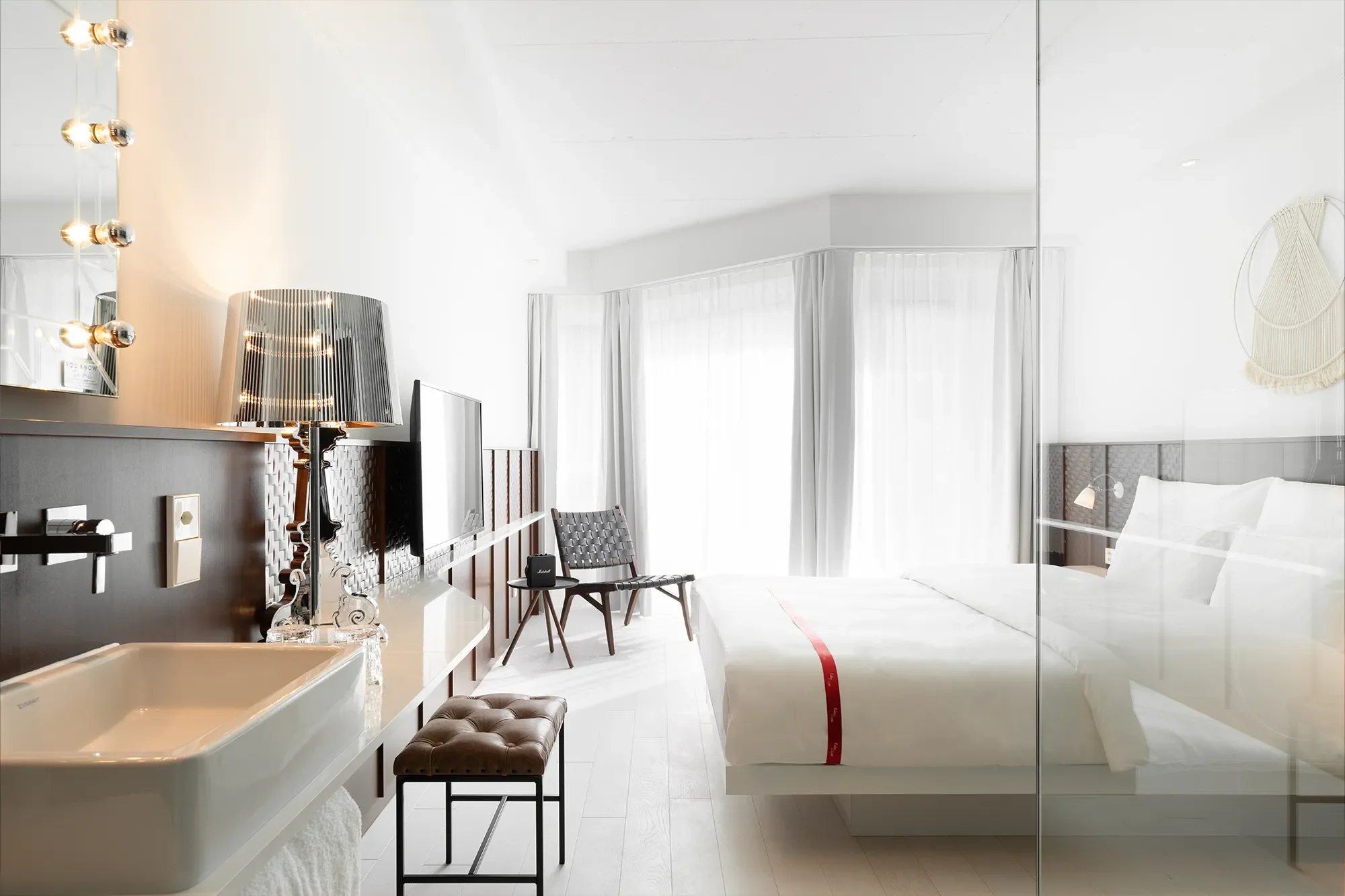 S.project-ruby-claire-hotel-2.webp