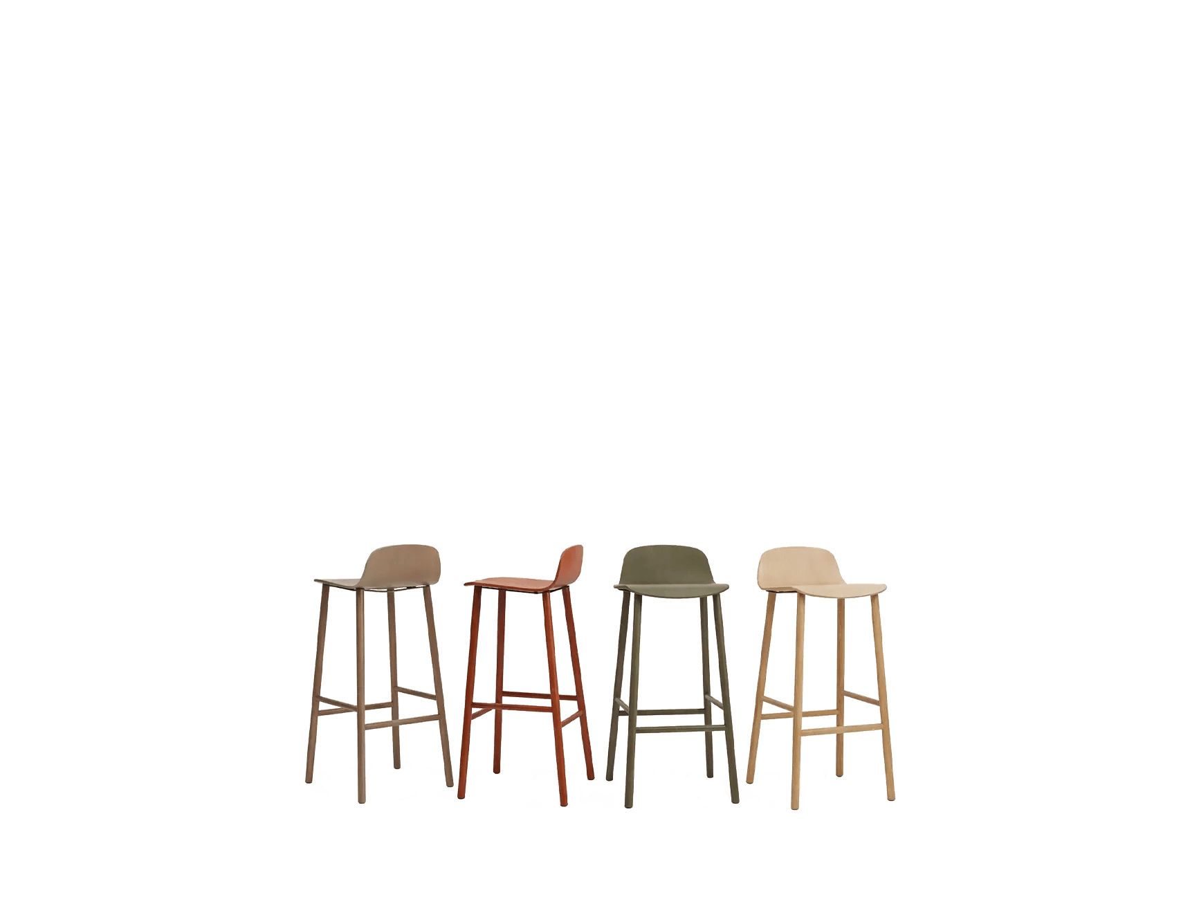 S.collection-chair-pluma-stool.webp