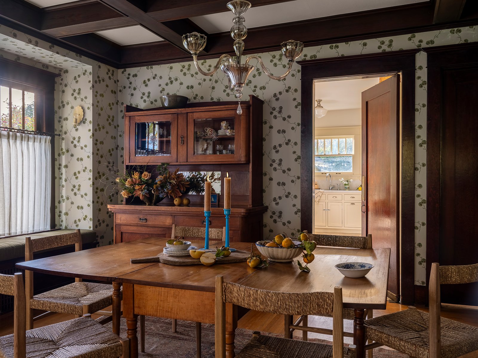 Luxury residential interior design in Seattle Washington by Anne Corgan Design