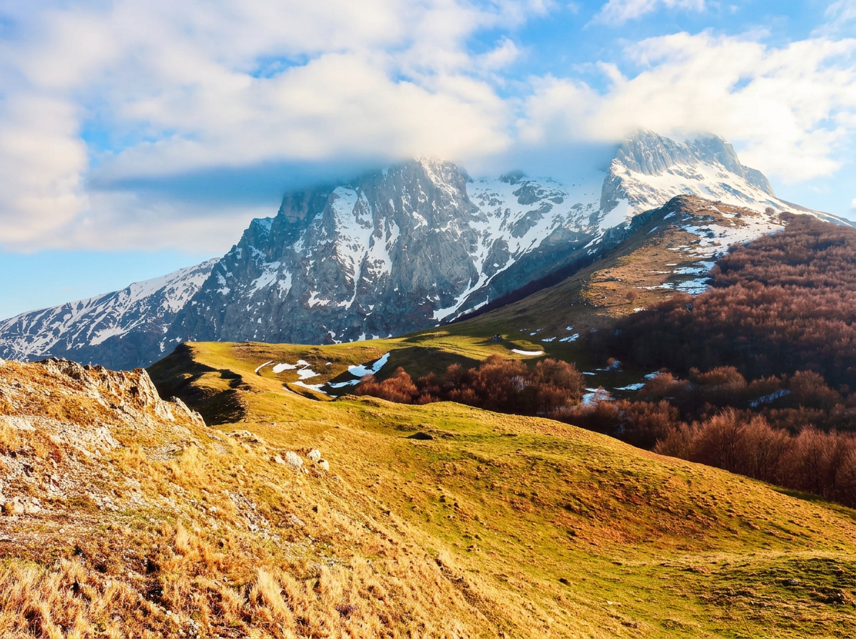 Snow on the mountains and hills of Abruzzo.