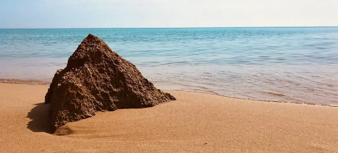 Wild sandy beach at Marianelli in the Vendicari Nature Reserve, southeastern Sicily, Italy.