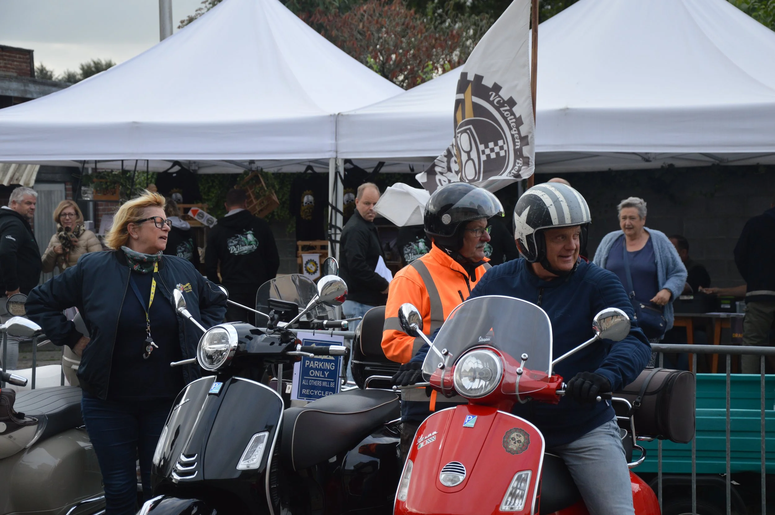 De Romeo's 30-08-26 (209).JPG