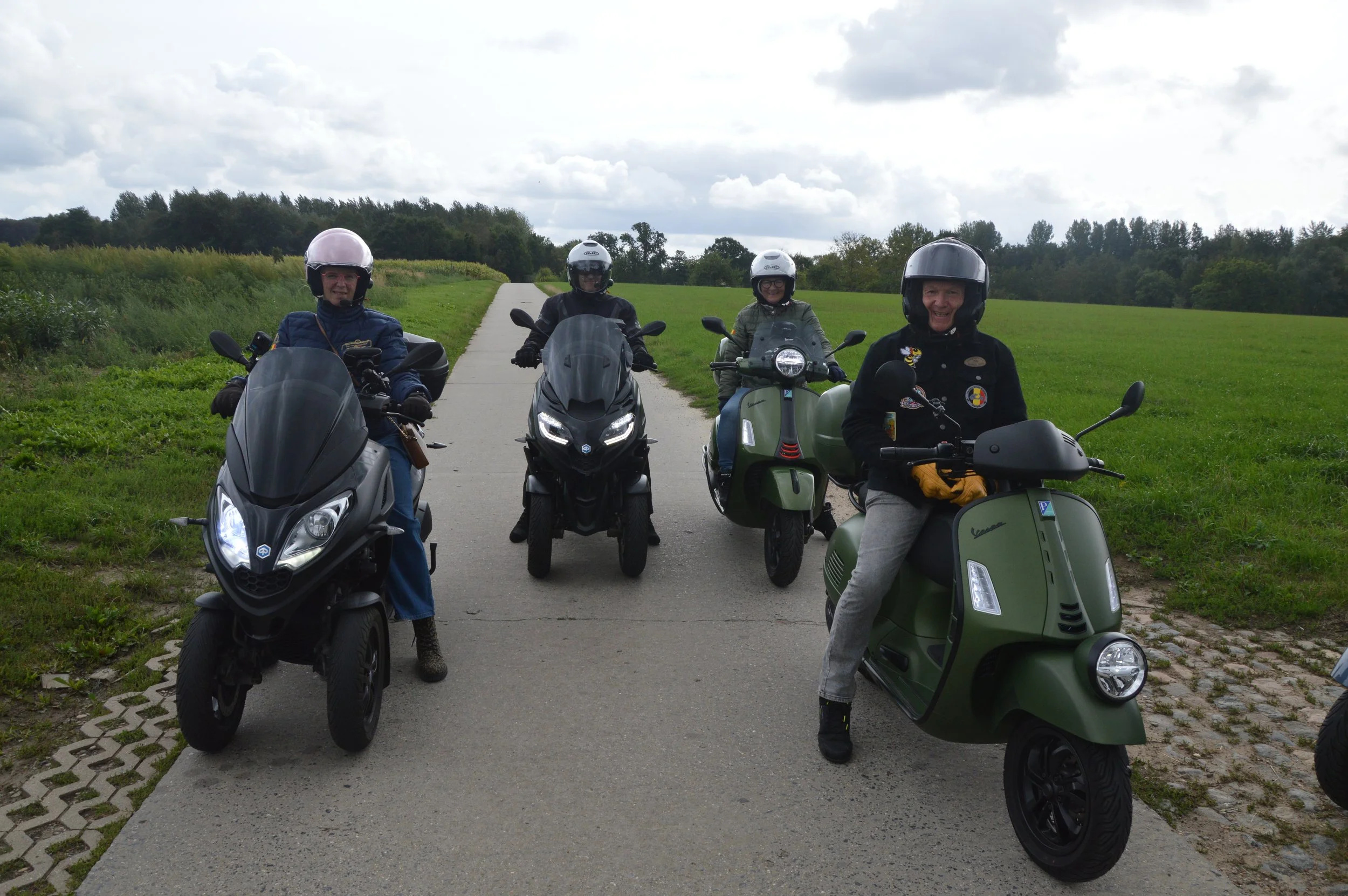De Romeo's 30-08-26 (661).JPG