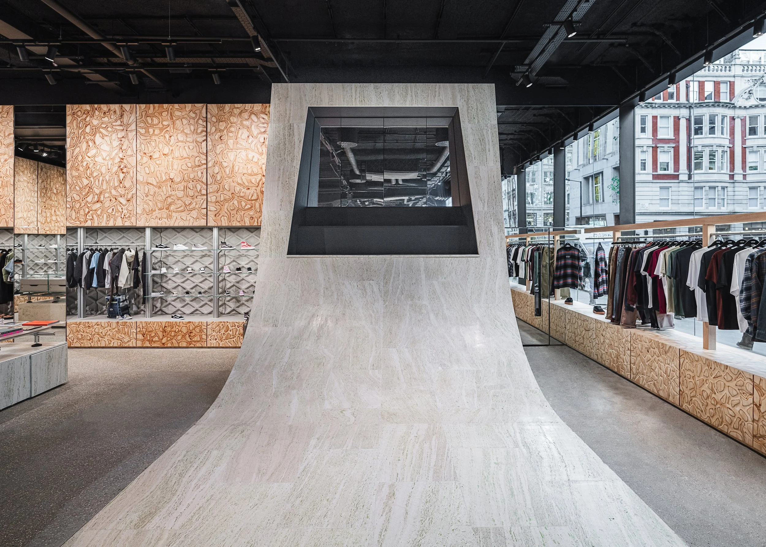 89 - Vans - Oxford Street - TDM.Space - HIGH RES.jpg