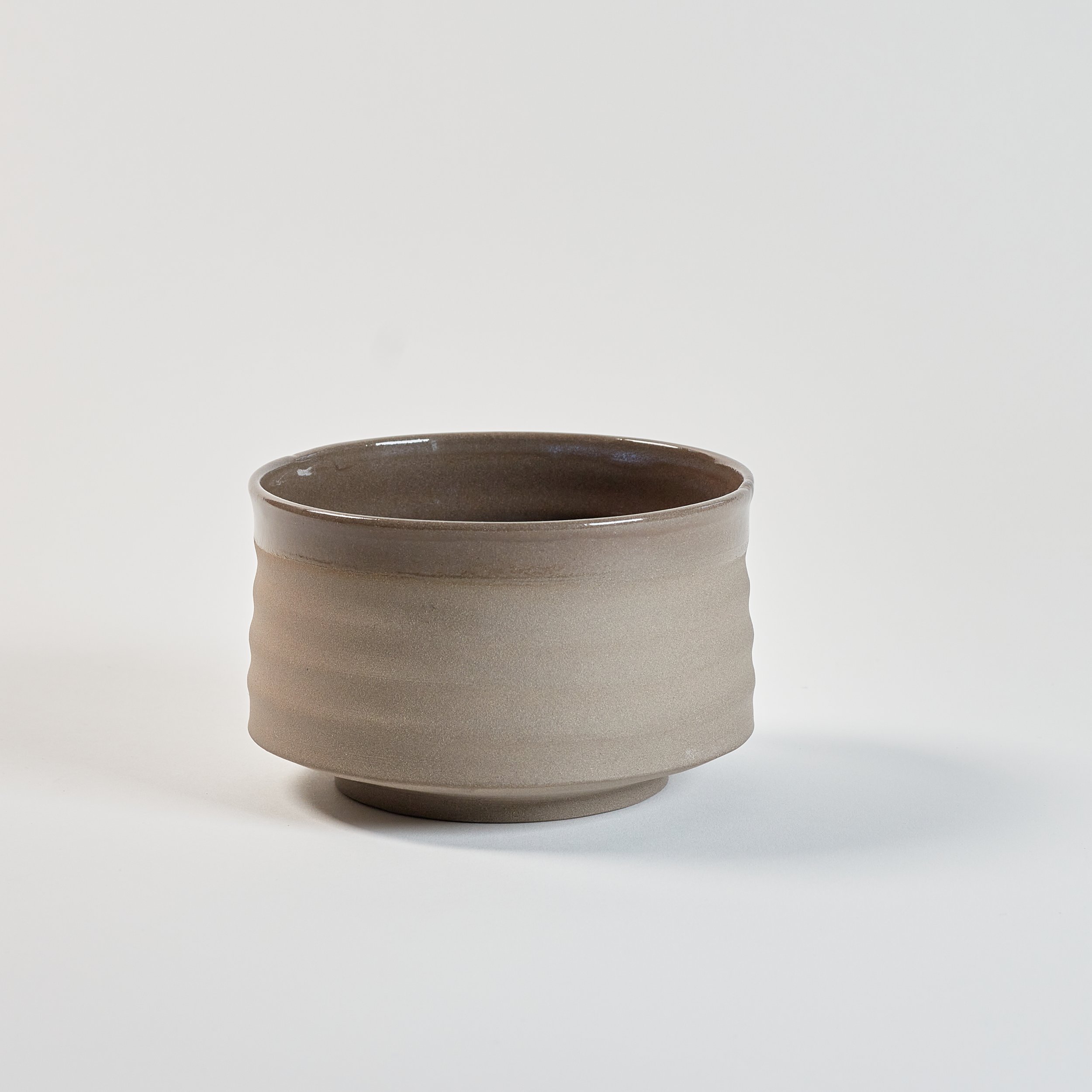 Becher "Drehrillen" groß - anthrazitfarben, transparent