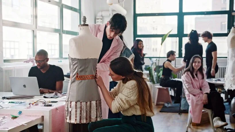 adobe-interactive-dress-project-primrose-christian-cowan-fw24-designboom-07.jpg