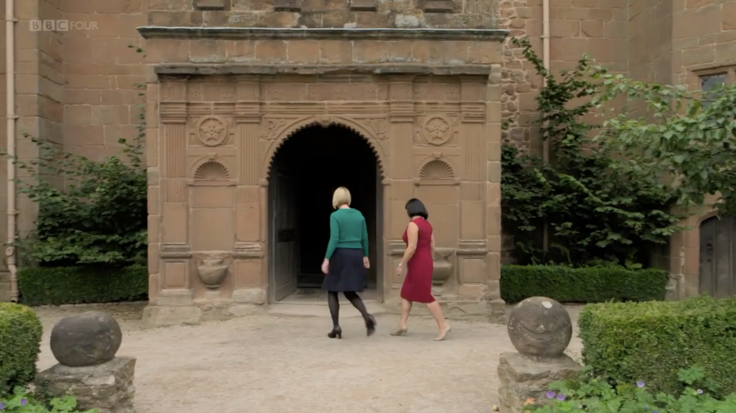 ‘Lucy Worsley's Fireworks for a Tudor Queen’