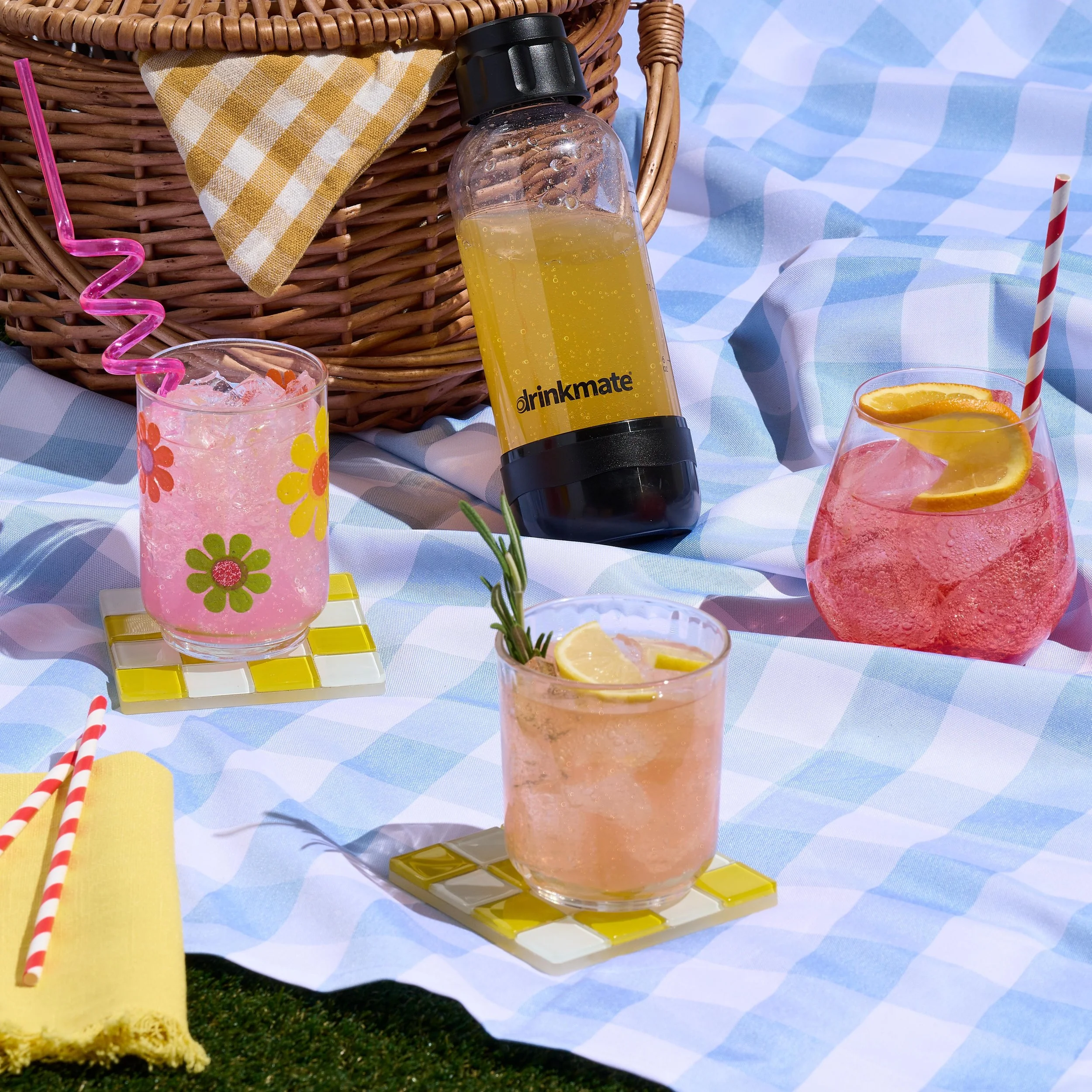 B0D2S66WCM _ Drinkmate _ Drinkmate Spritzer Portable Machine _ SPR _ 0750.jpg