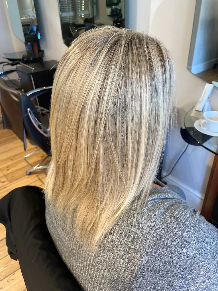 blondehair.webp