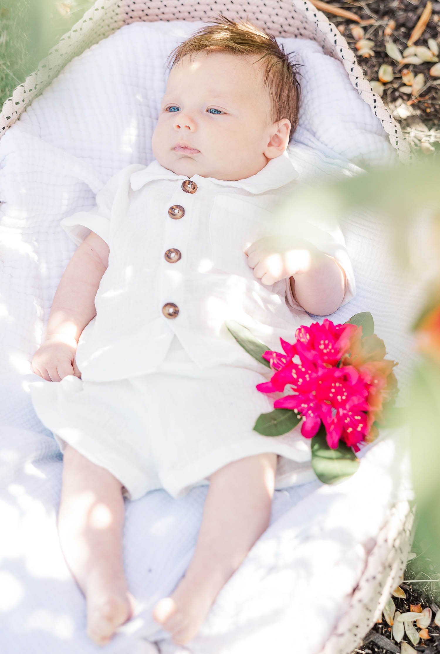 Newborn-Baby-Photography-Outdoors-Amanda-Sheridan.jpg
