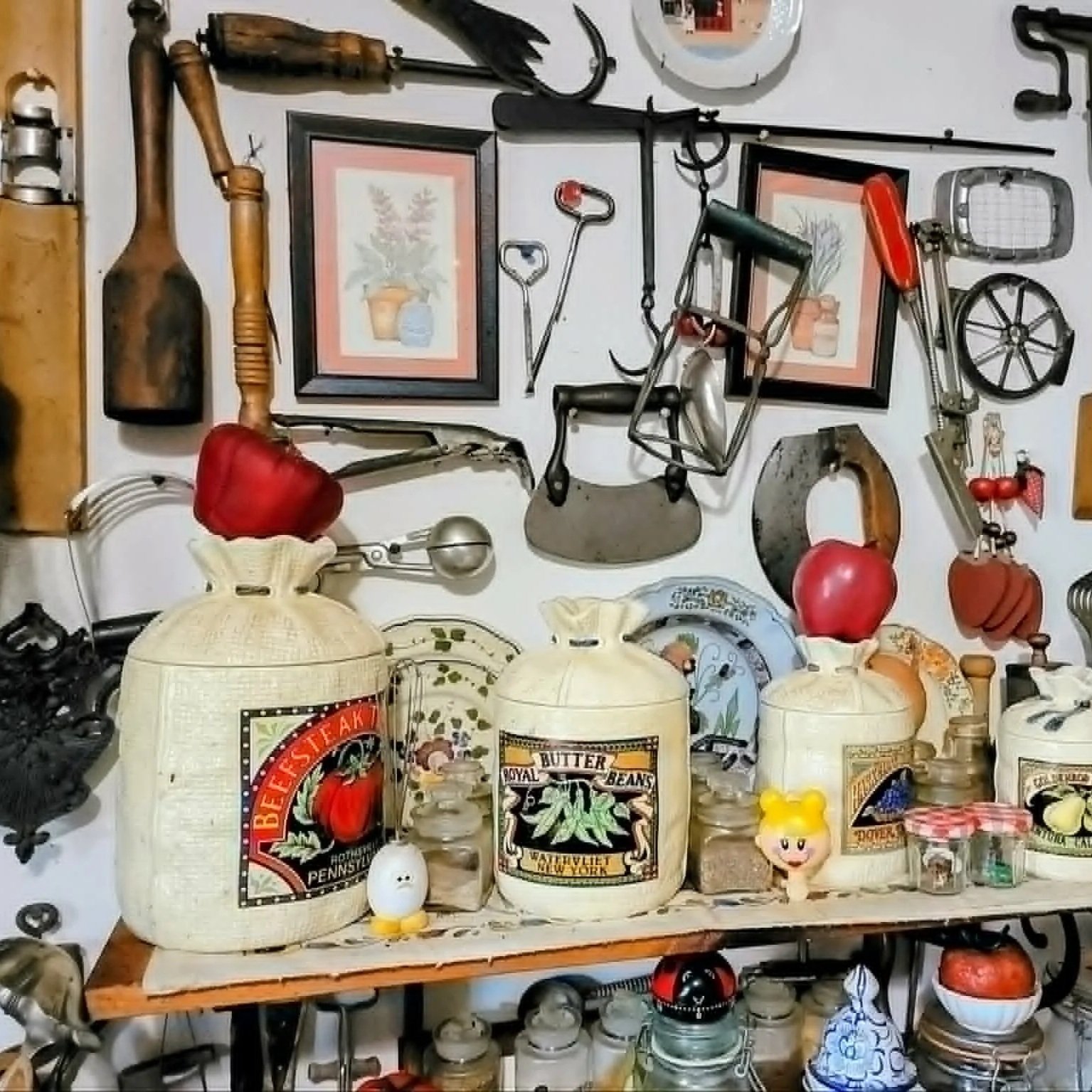 Estate Sale vs. Auction: Which Option Is Right for Your Situation?