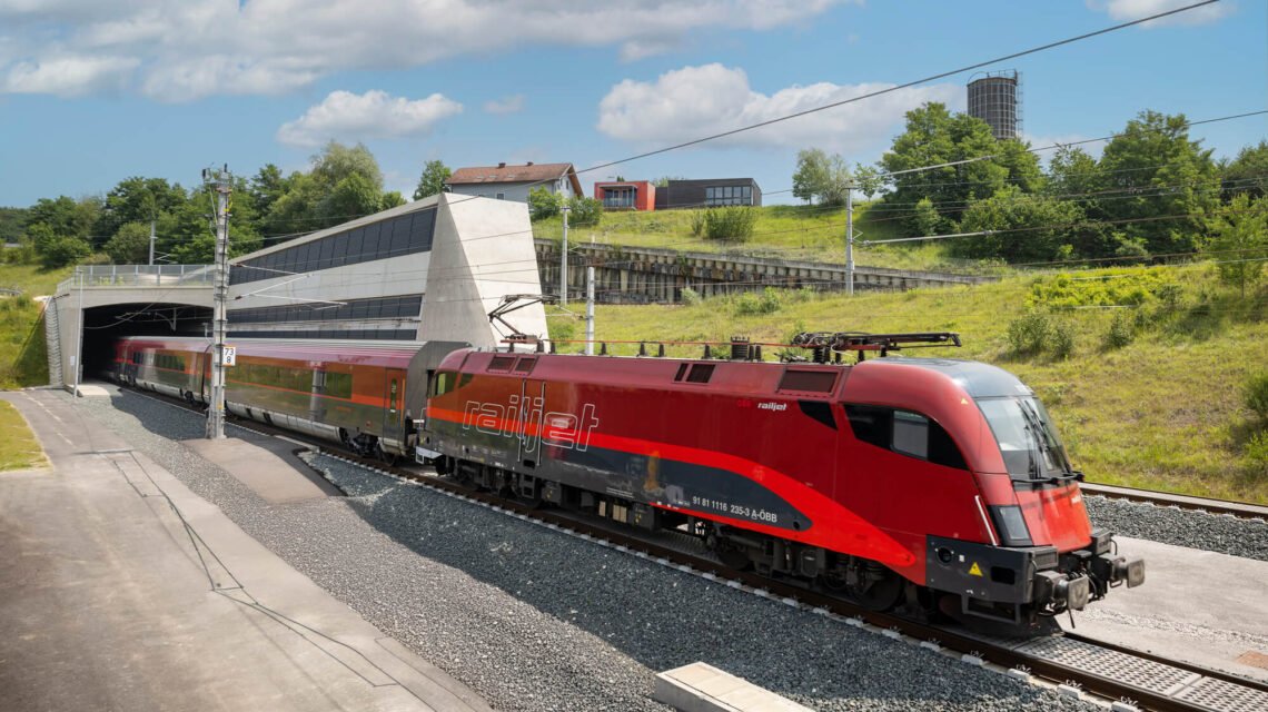 oebb-koralmtunnel-portal-west-harald-eisenberger-1140x640.jpg