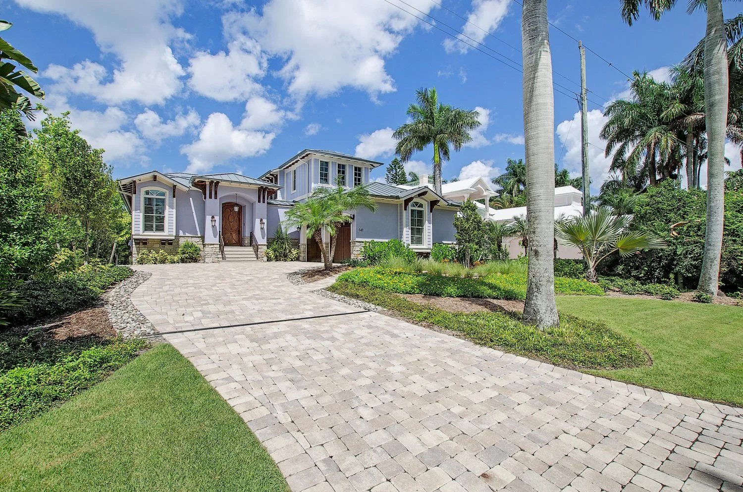 640 East Lake Drive Naples FL-large-001-1-FrontView2-1500x994-72dpi.jpg