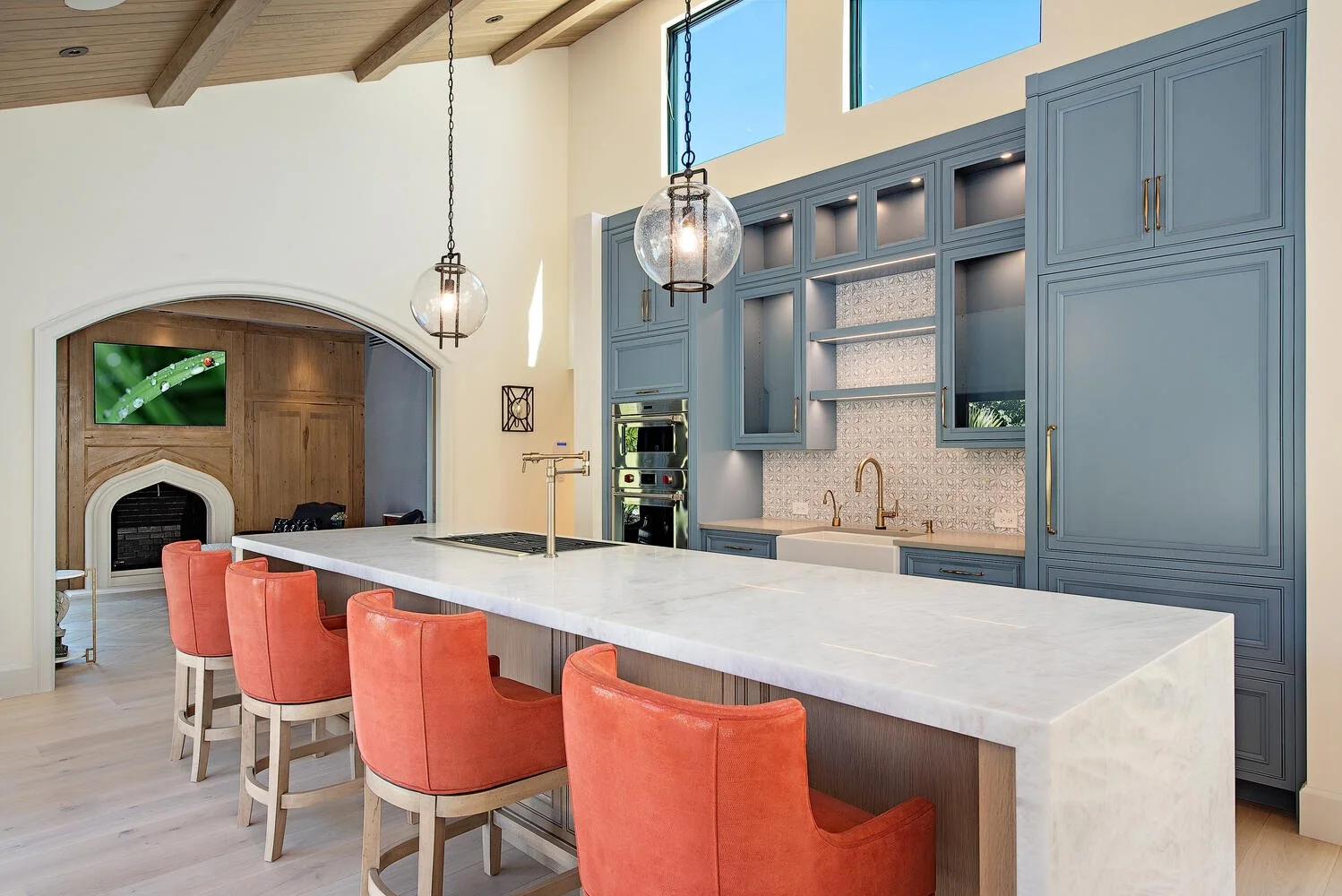 572 Tierra Mar Ln Naples FL-large-003-009-Kitchen-1499x1000-72dpi.jpg