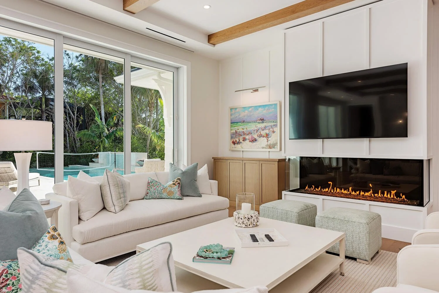 2350 Beacon Ln Naples FL 34103-large-005-013-Living-1499x1000-72dpi.jpg