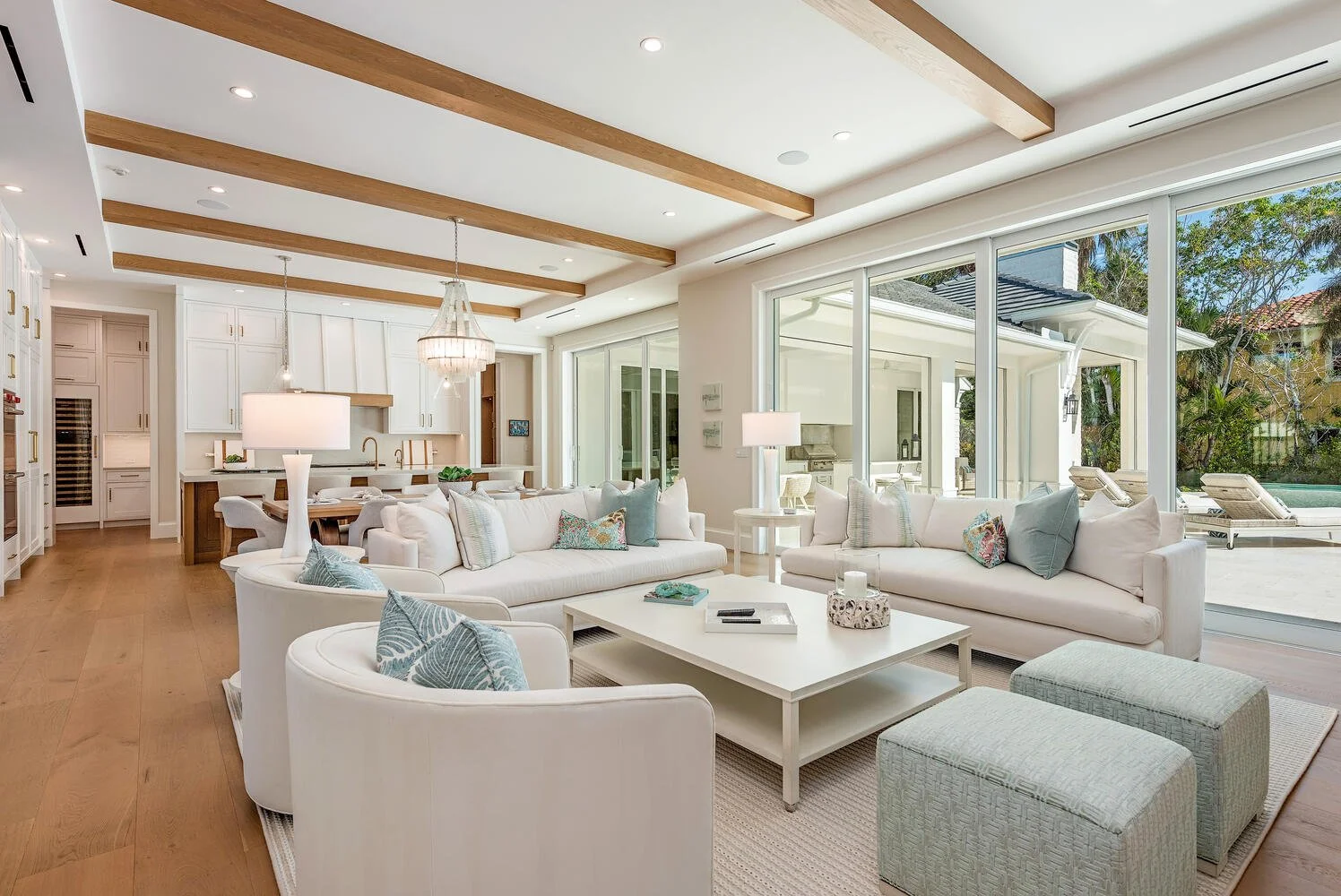 2350 Beacon Ln Naples FL 34103-large-007-015-Great Room 1-1497x1000-72dpi.jpg