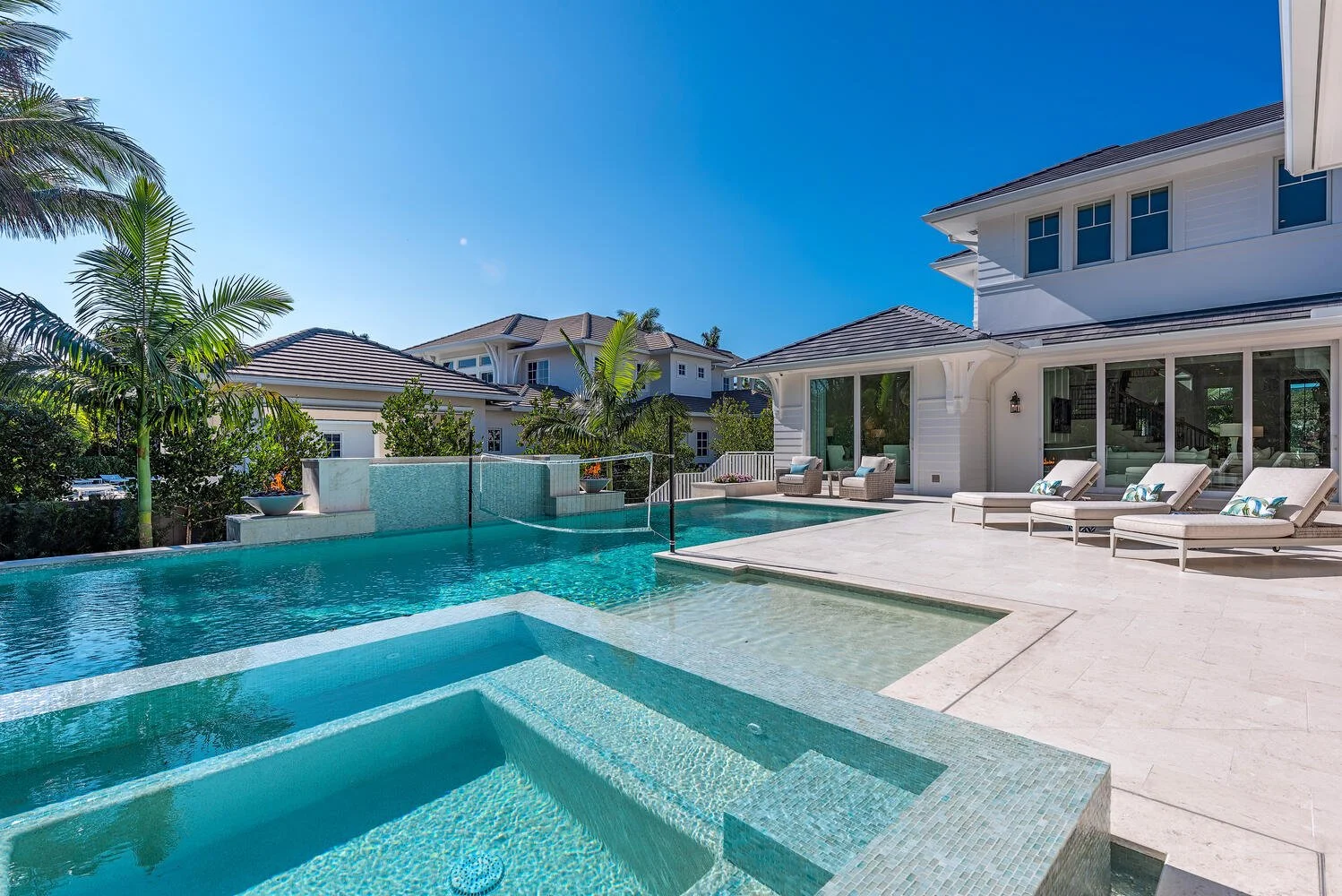 2350 Beacon Ln Naples FL 34103-large-019-005-Exterior Back  Pool-1499x1000-72dpi.jpg