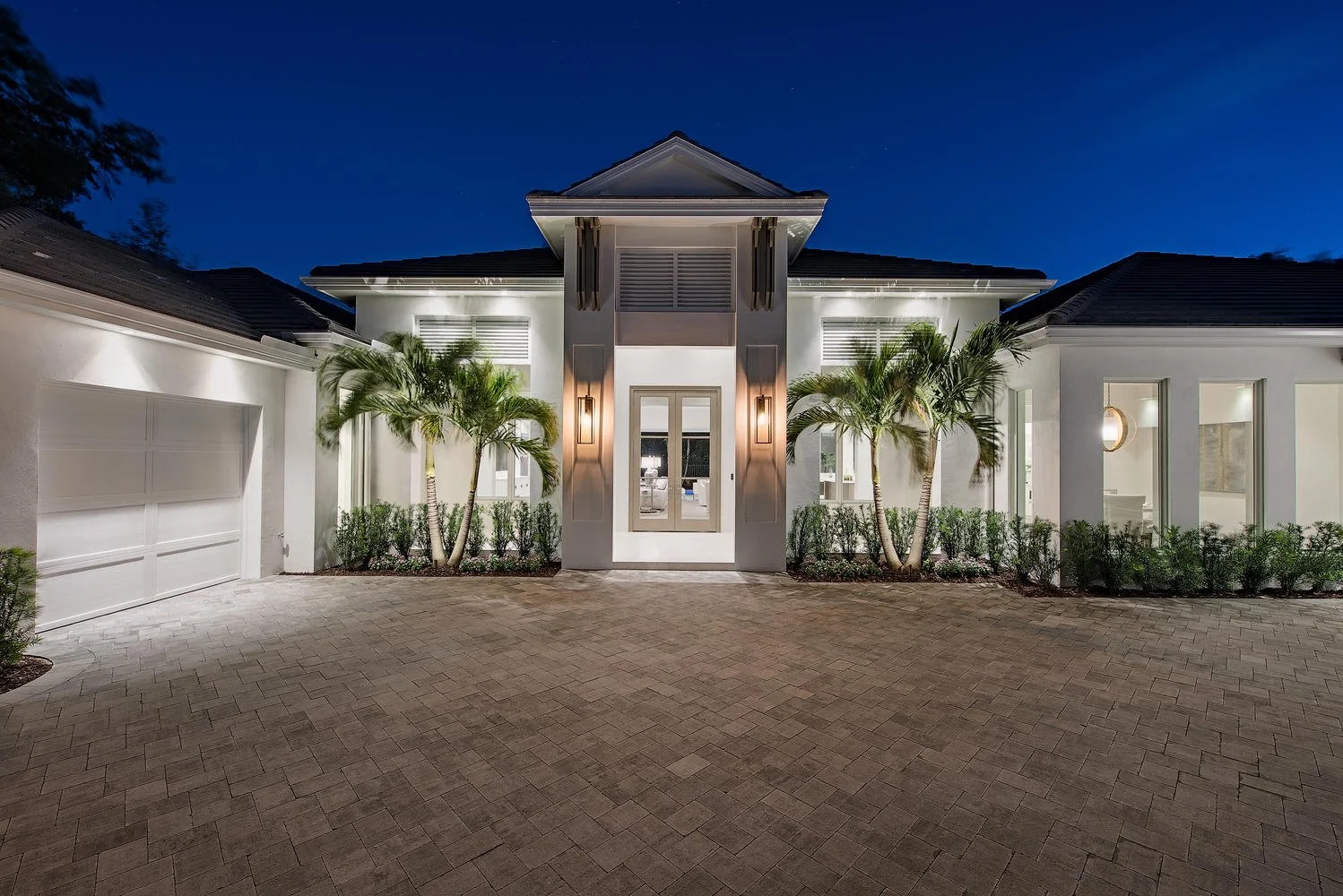 806 Whimbrel Court Naples FL-large-005-19-Front2-1499x1000-72dpi.jpg