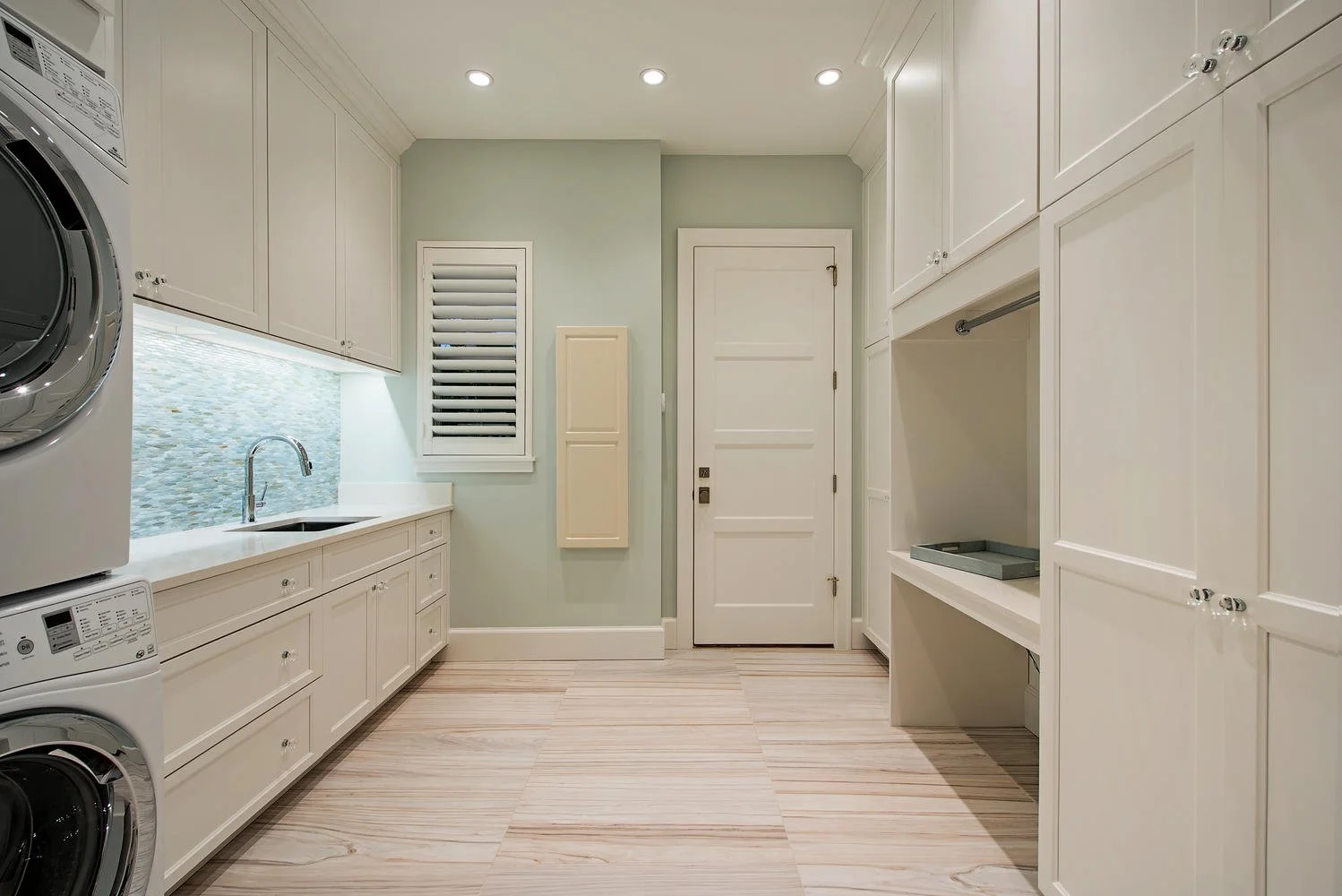 670 Orchid Drive Naples FL-large-026-6-Laundry-1499x1000-72dpi.jpg