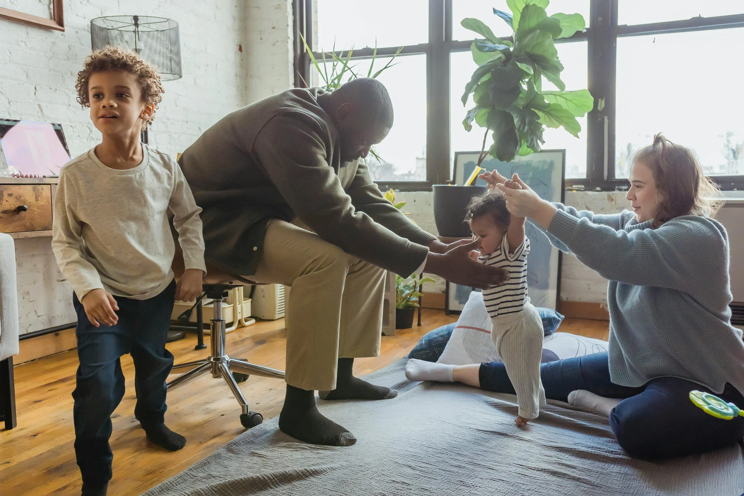 Multigenerational family connection — culturally responsive family therapy Bay Area Tonalli Therapy