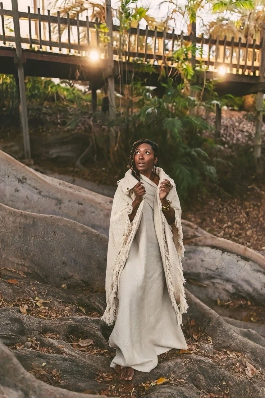 holistic-wellness-coach-for-women-gabrielle-blue