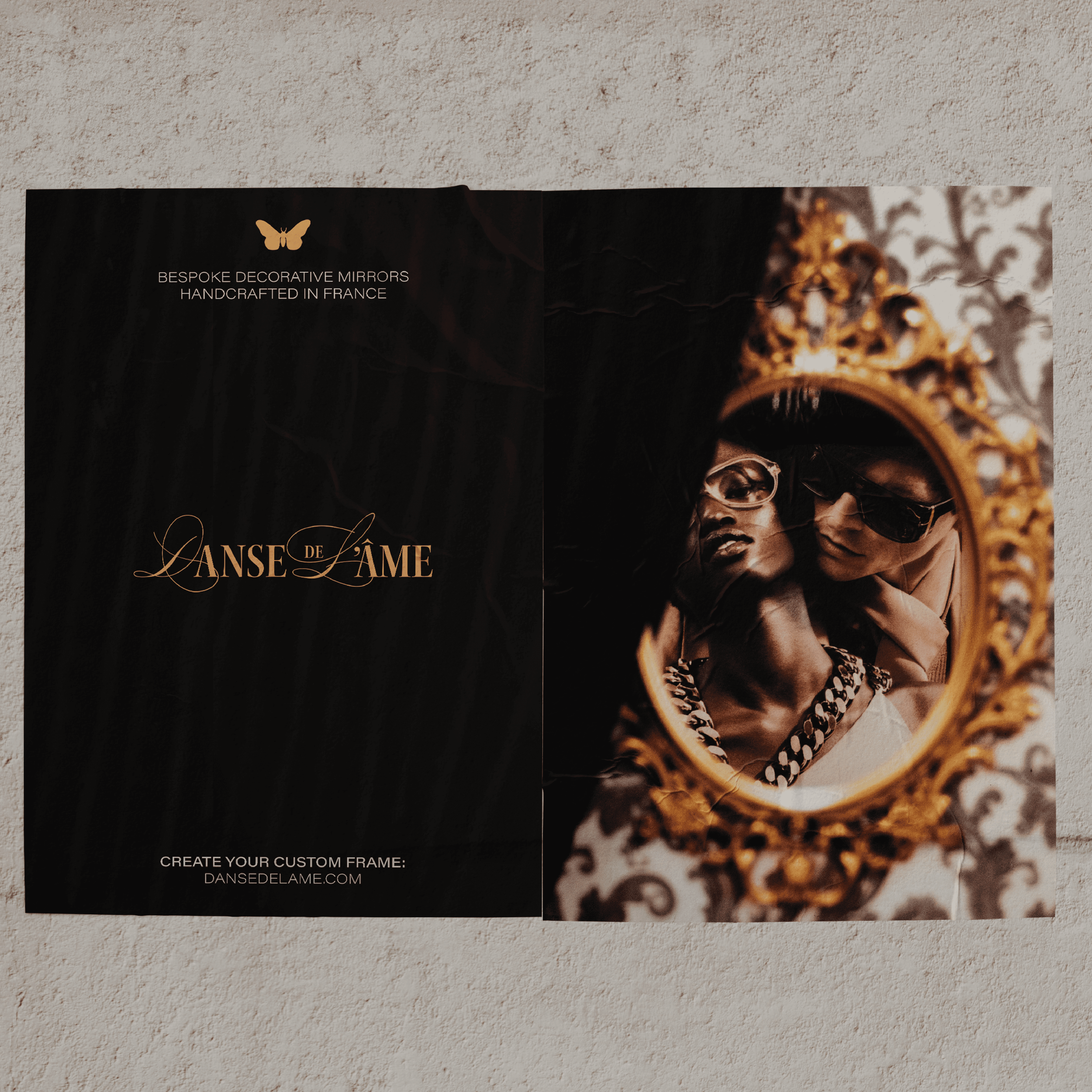 Brochure for Anse de L'Âme featuring a photo of two women with sunglasses and necklaces looking into an ornate mirror.