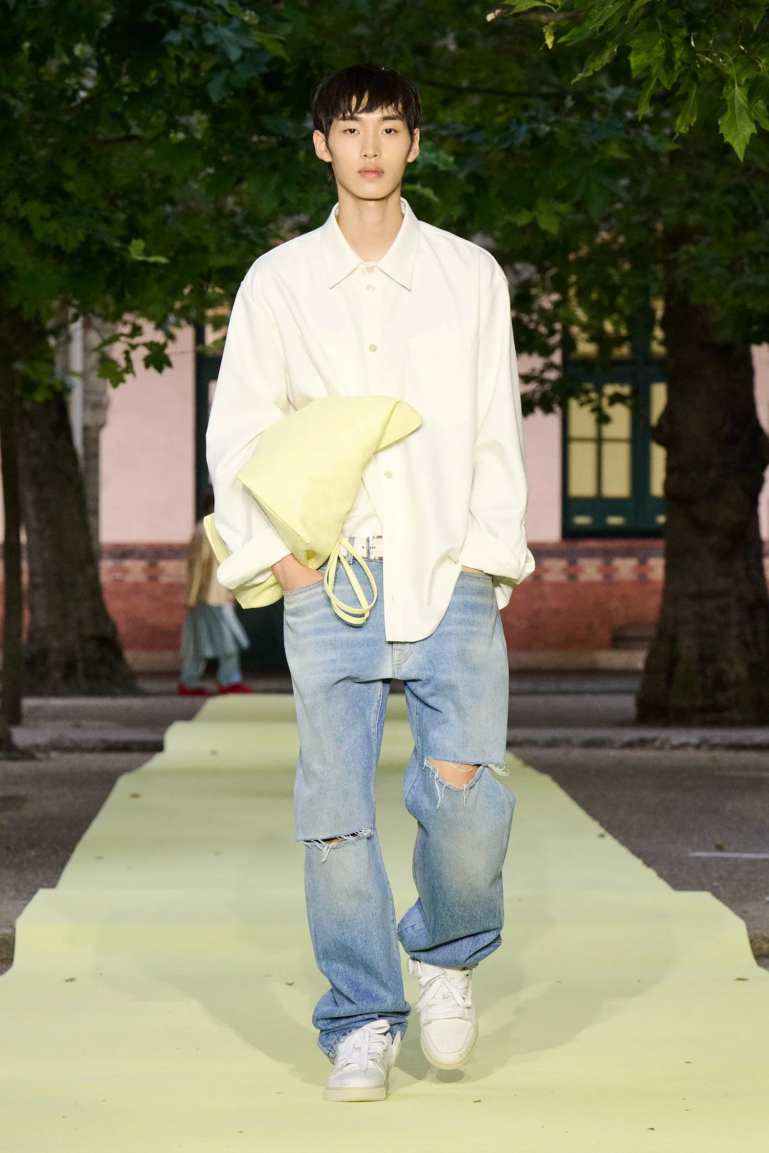1989_RUNWAY_LOOKS_CCC+1.webp