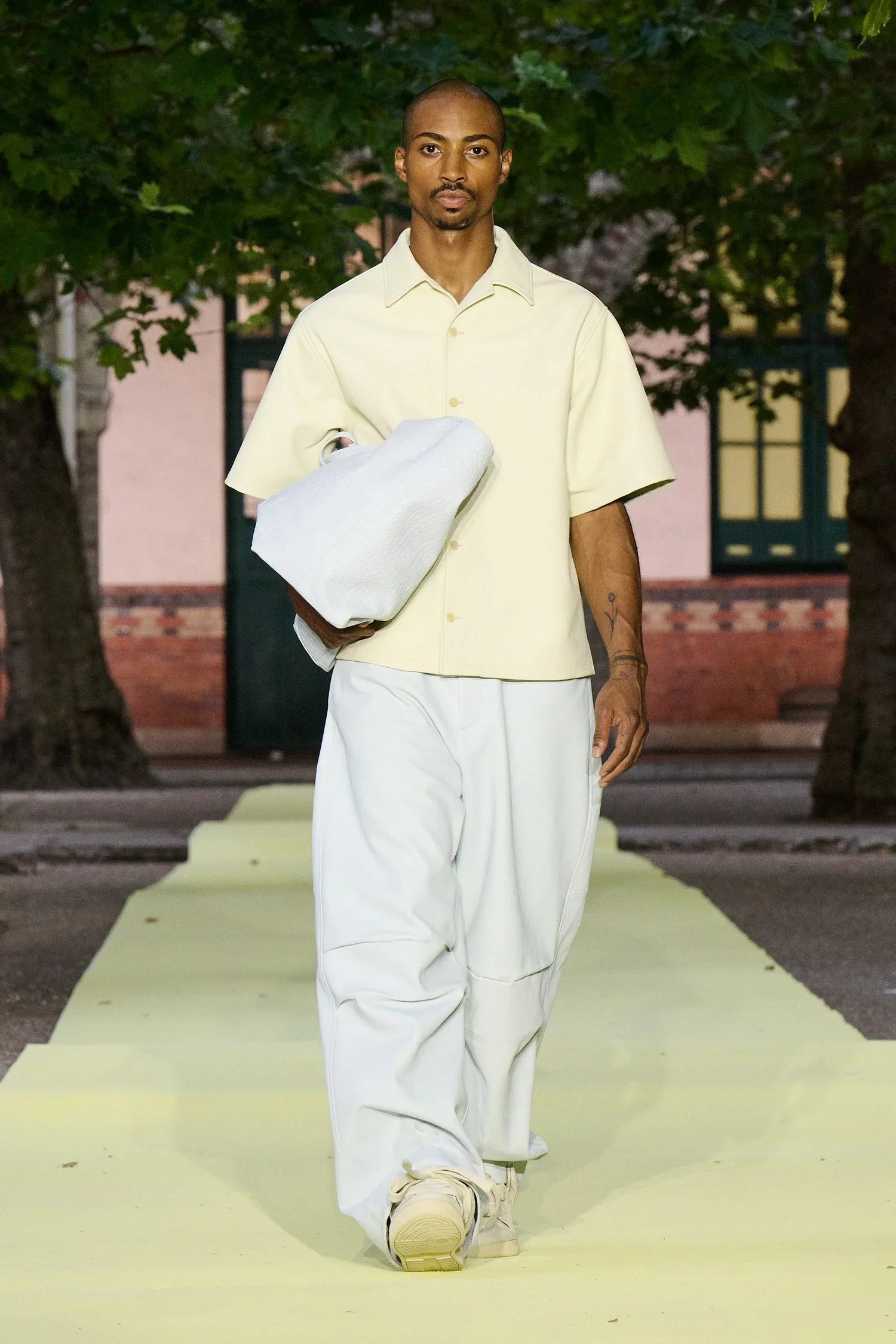 1989_RUNWAY_LOOKS_CCC+6.webp