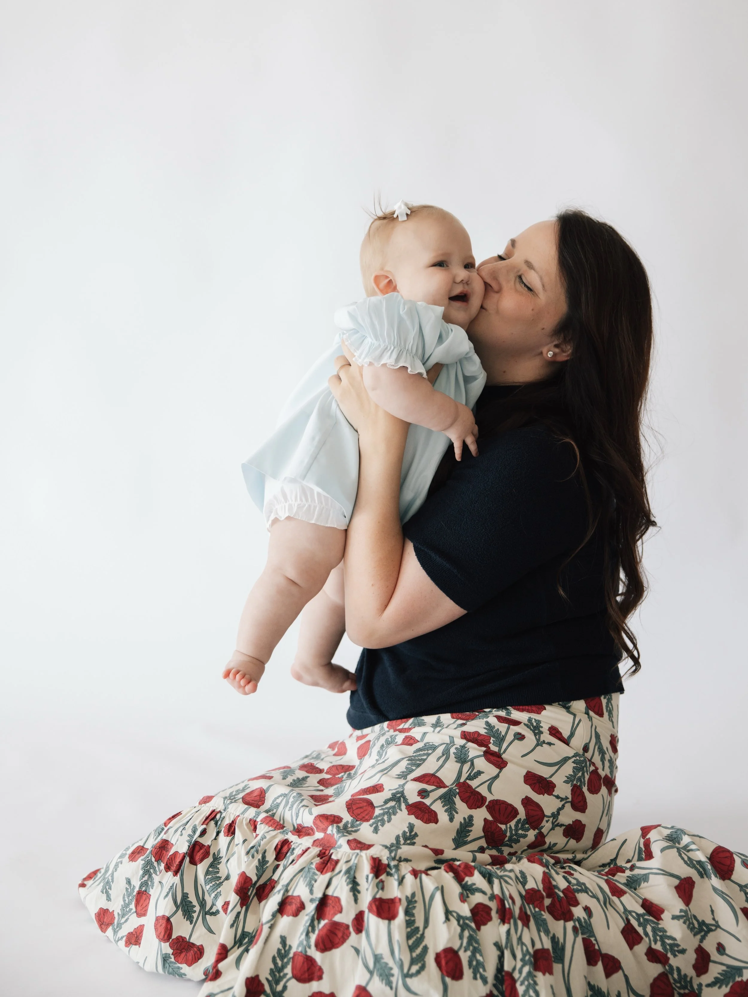 I love you, I love you, I love you, I do 🍓🧸💫🧚🏼&zwj;♂️

&bull;
&bull;
Kansas City Photo Studio, KC photo studio, Willow Studios
#willowstudios #mommyandme #photostudio