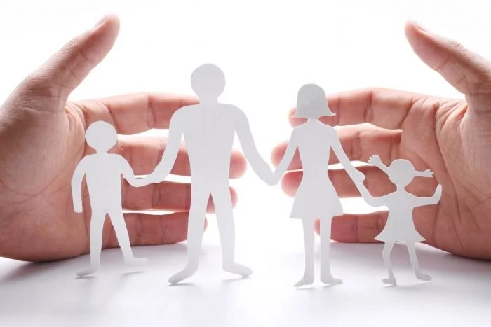 Заполнение иммиграционных форм USCIS I-130 и I-485 для воссоединения семьи, смены статуса и получения Грин-карты США.