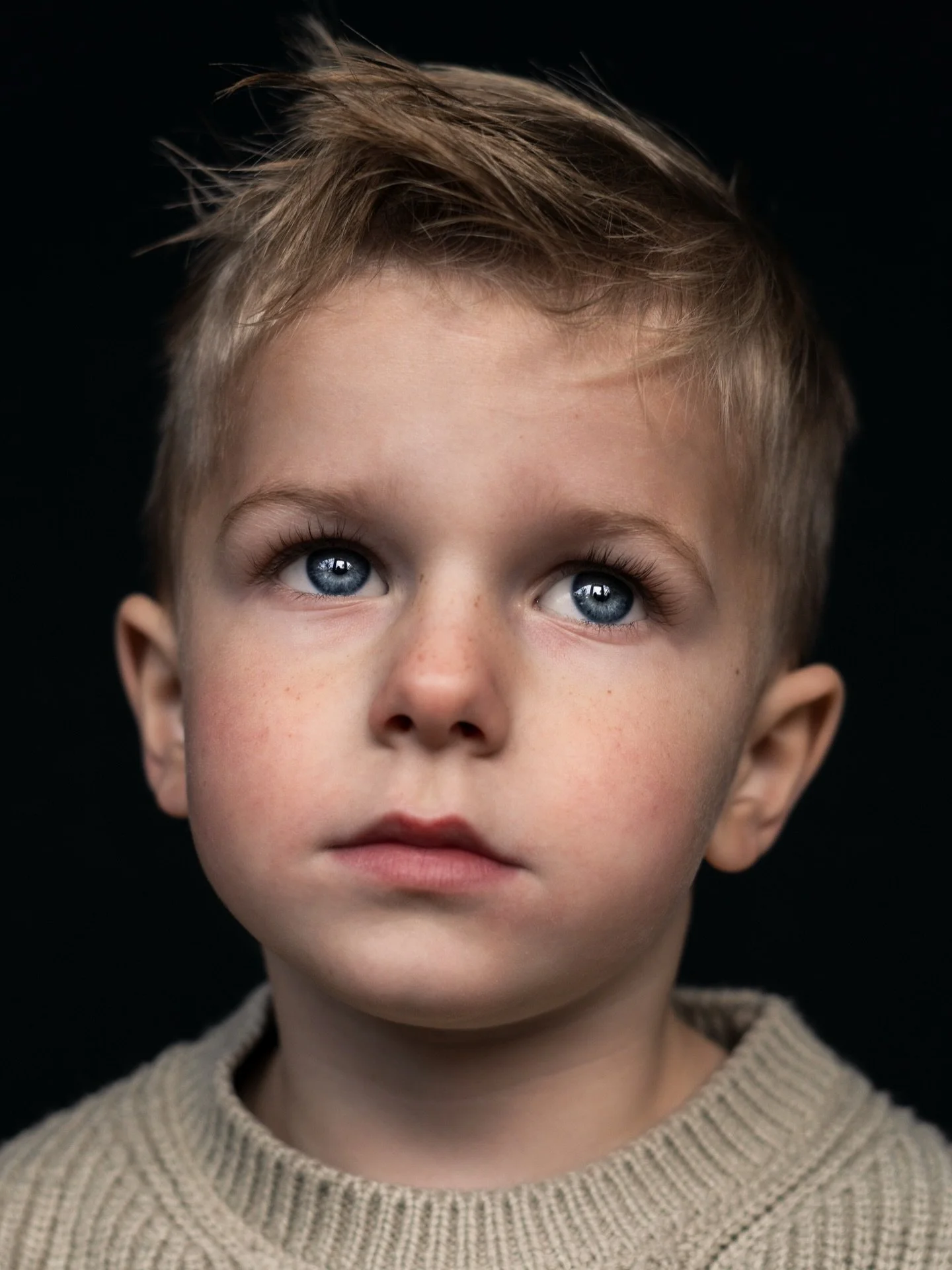 Even wat anders dan alle meiden en vrouwen op mijn feed de laatste tijd. Deze shoot is al bijna anderhalf jaar geleden maar hier kwam zoveel leuks uit dat ik me er net over verbaasde dat ik maar 1 foto gedeeld heb. Daarnaast is het mannetje in kwesti