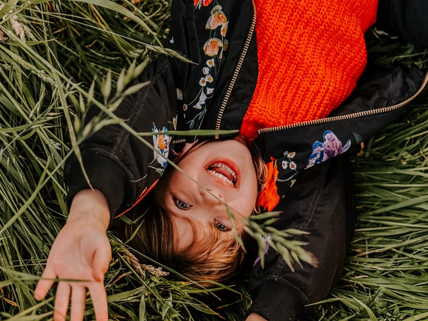 De eerste schoolrun na de meivakantie zit er op! 2,5 week vrij zonder op vakantie te gaan en voor het eerst zonder BSO is niet per se aan te raden, maar we hebben het overleefd! Schatjes zijn het hoor, maar ik kan een beetje stilte op mijn werkdagen 