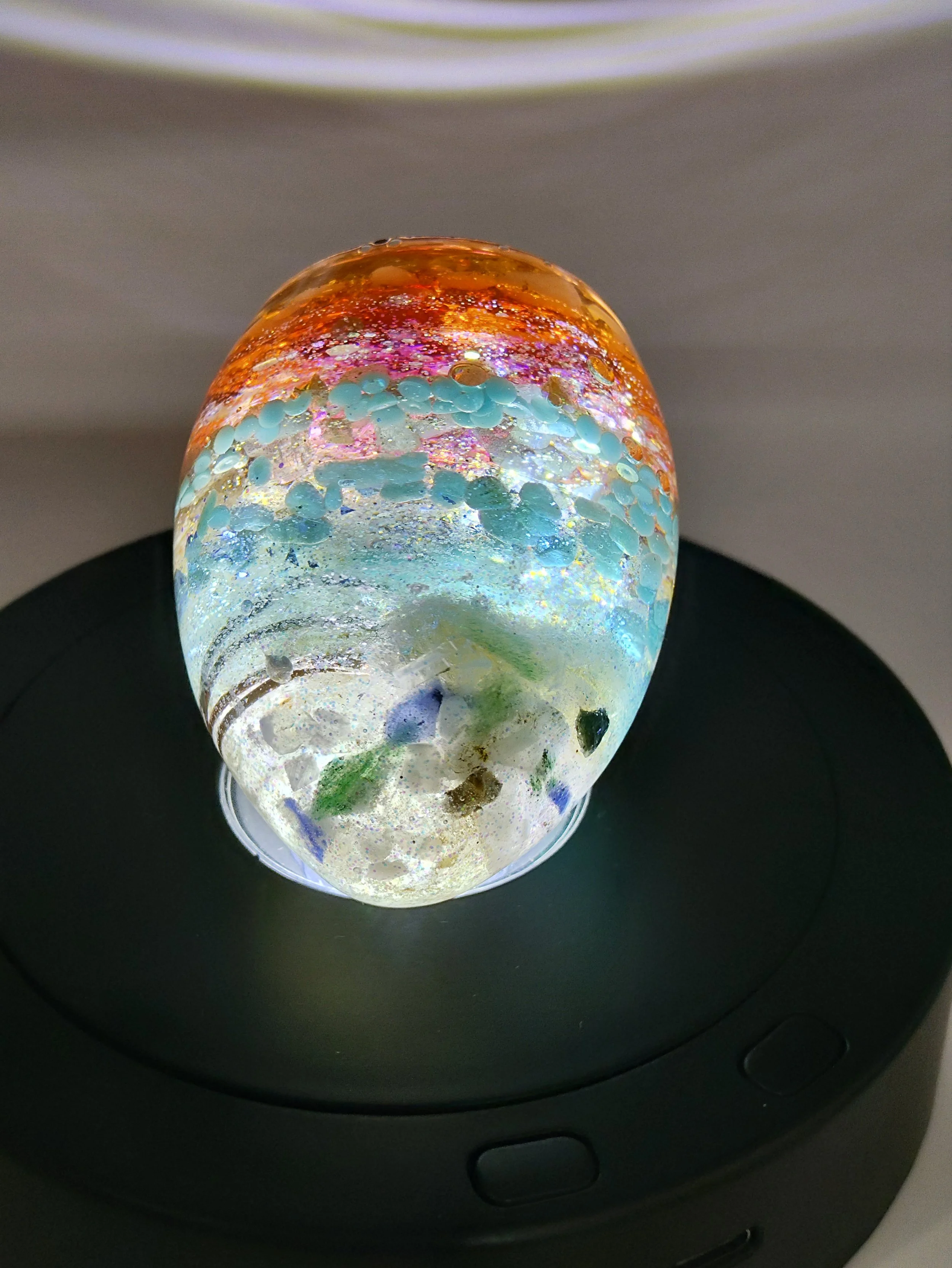 L oeuf orgonite en apesanteur , un voyage galactique